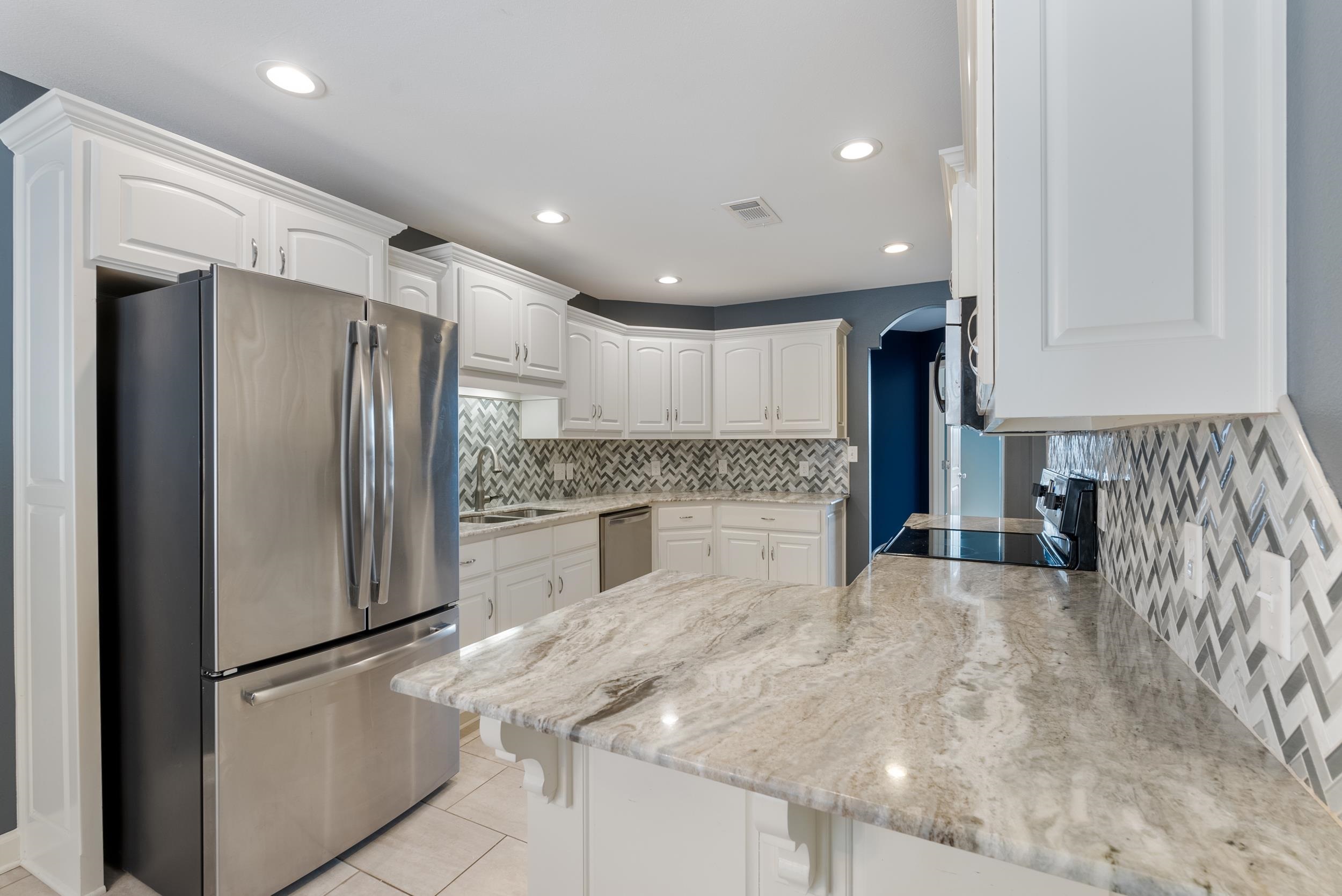 SUNSET VALLEY - Residential