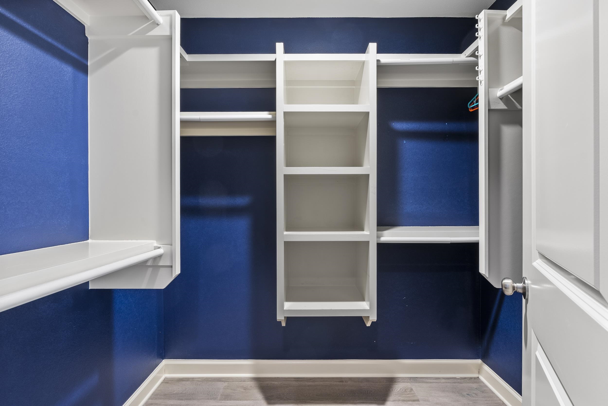 SUNSET VALLEY - Residential