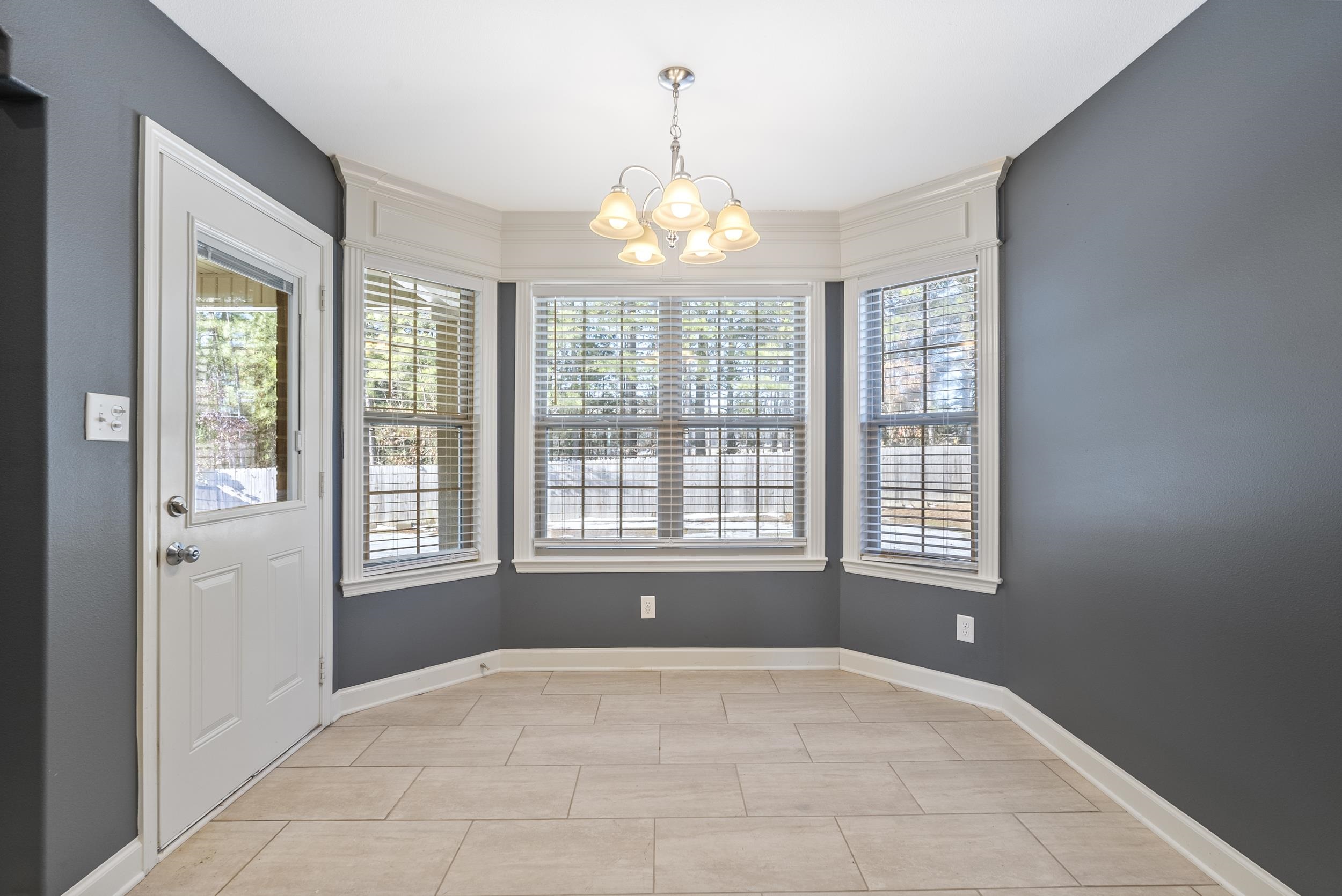 SUNSET VALLEY - Residential