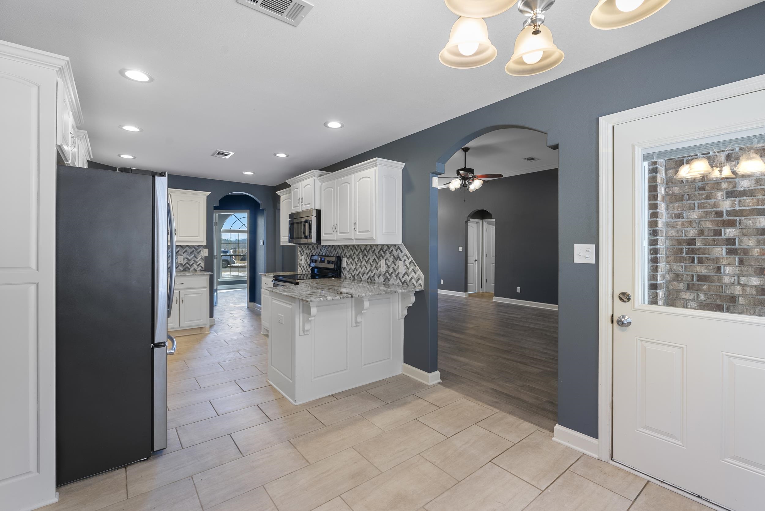 SUNSET VALLEY - Residential