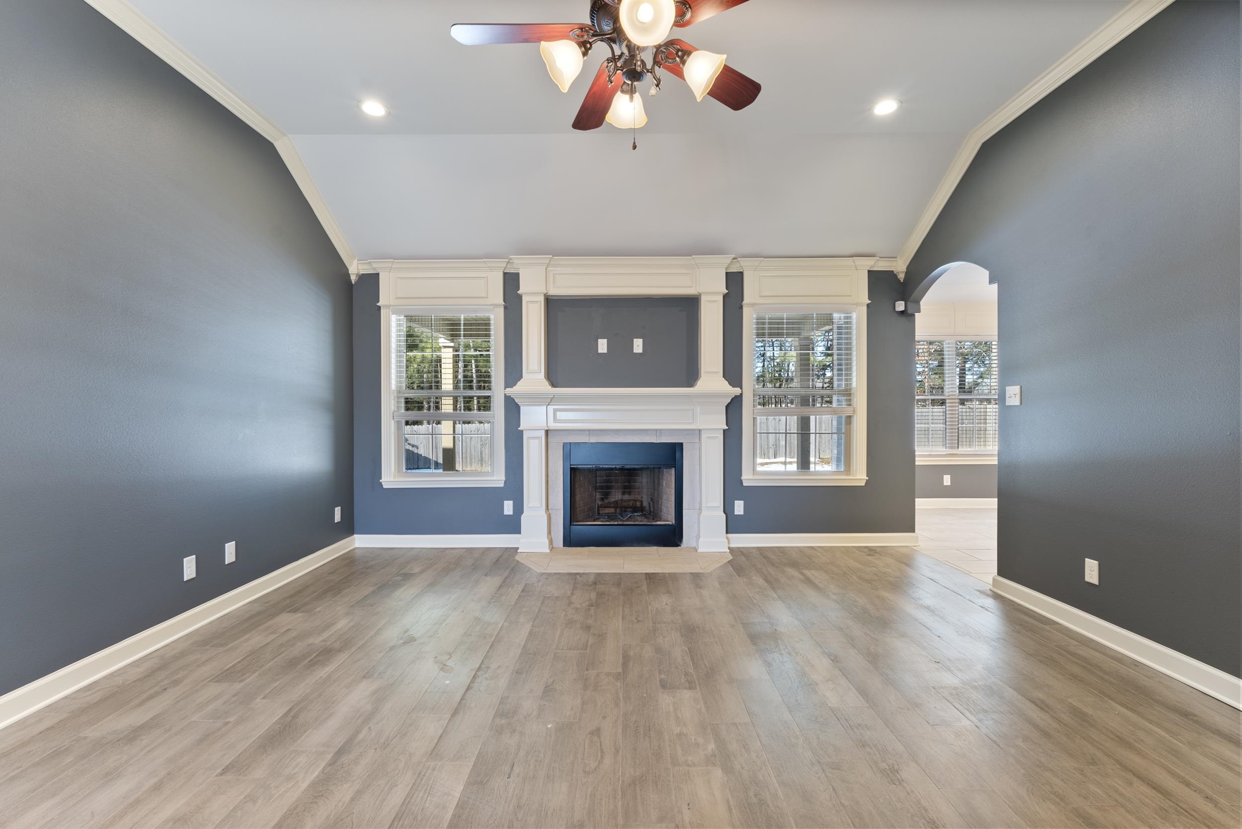 SUNSET VALLEY - Residential