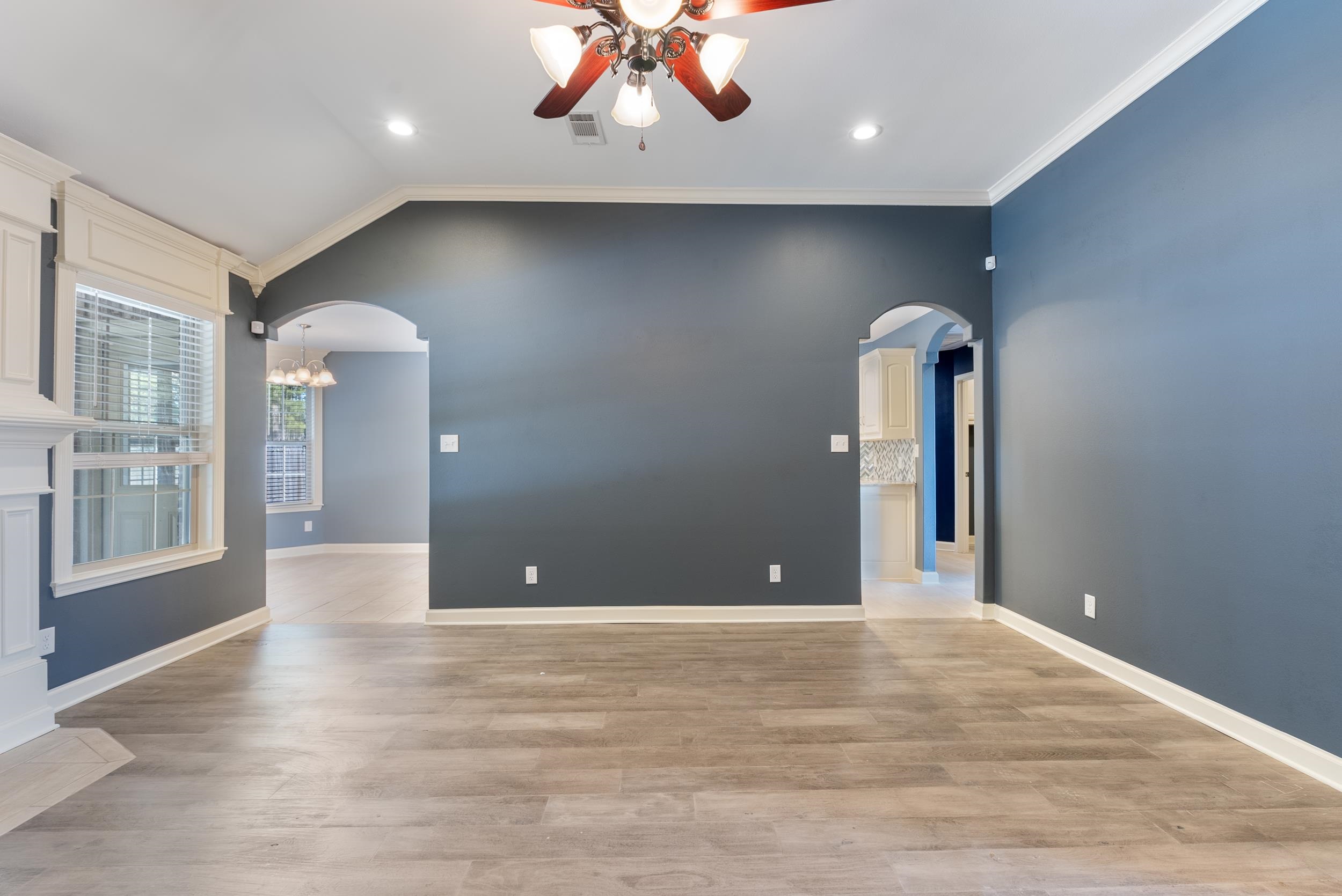 SUNSET VALLEY - Residential