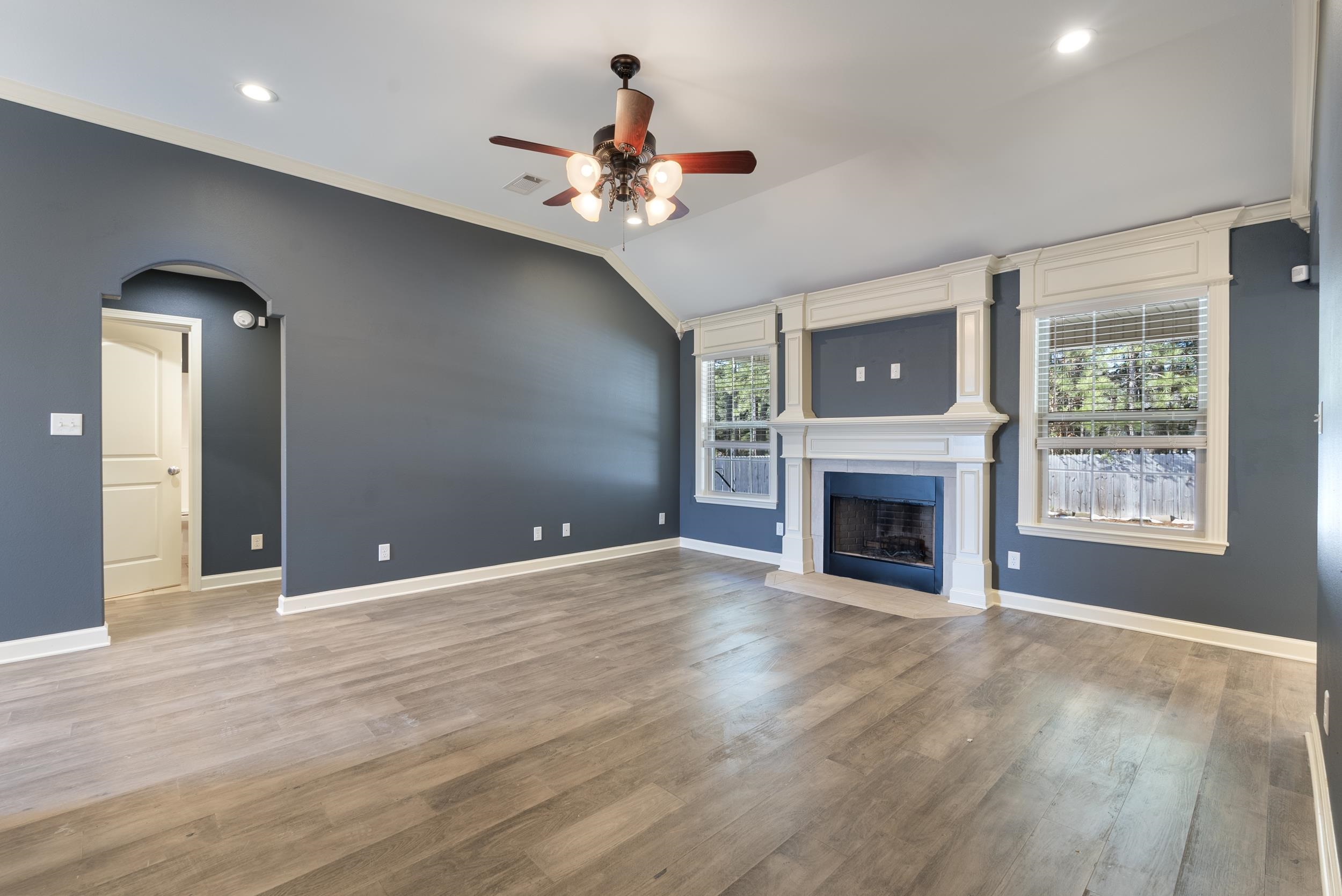 SUNSET VALLEY - Residential