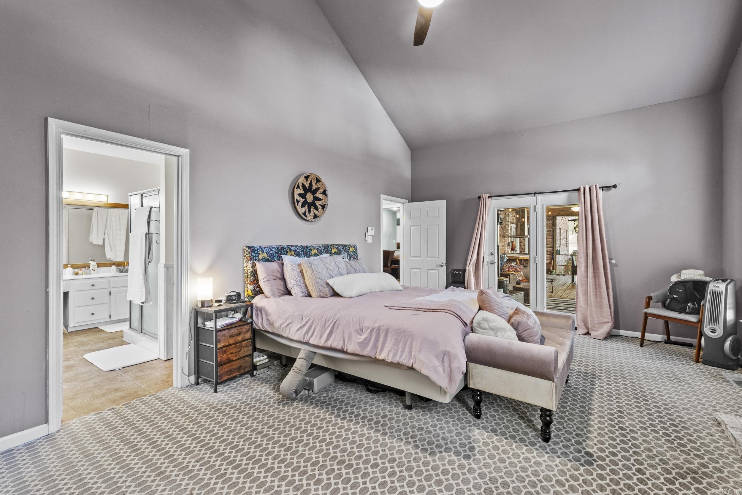 FOXWOOD J - Residential