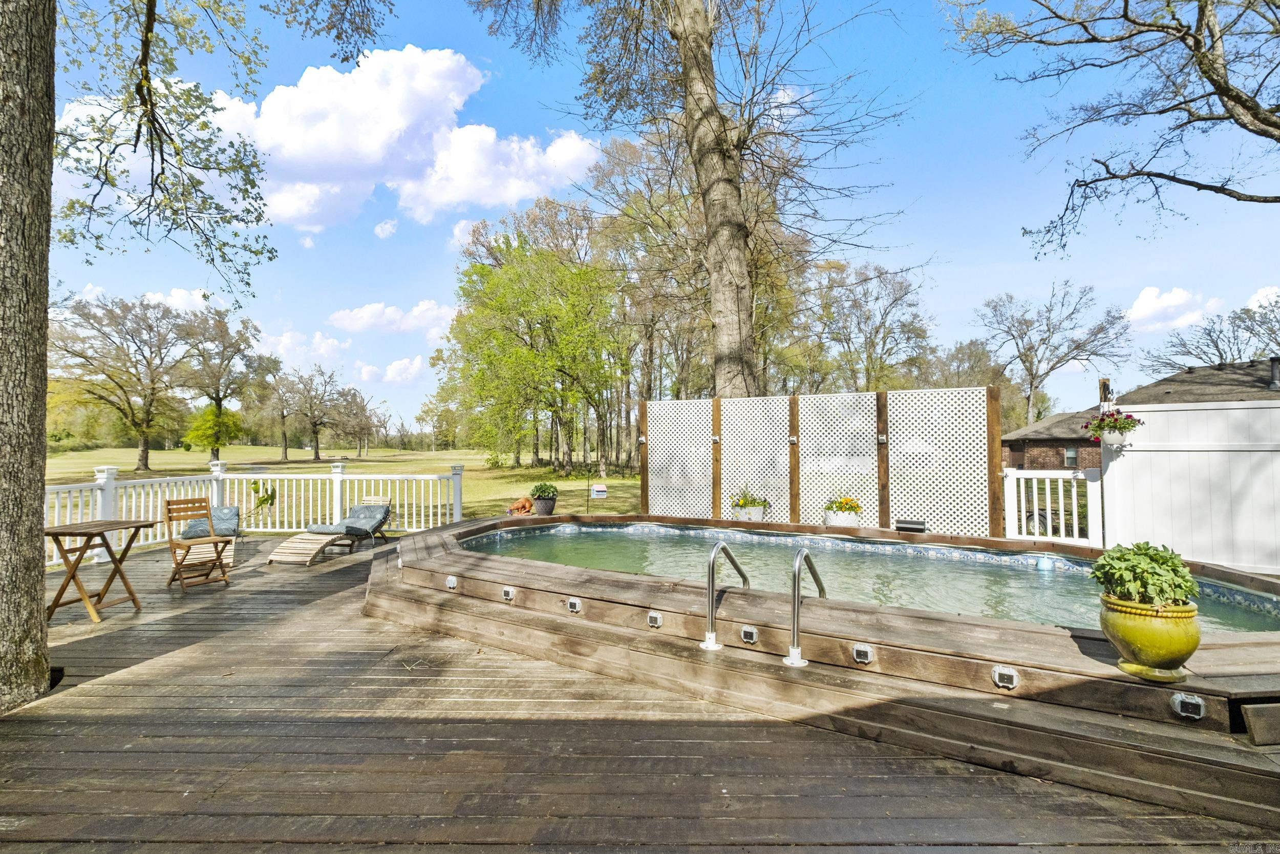 FOXWOOD J - Residential