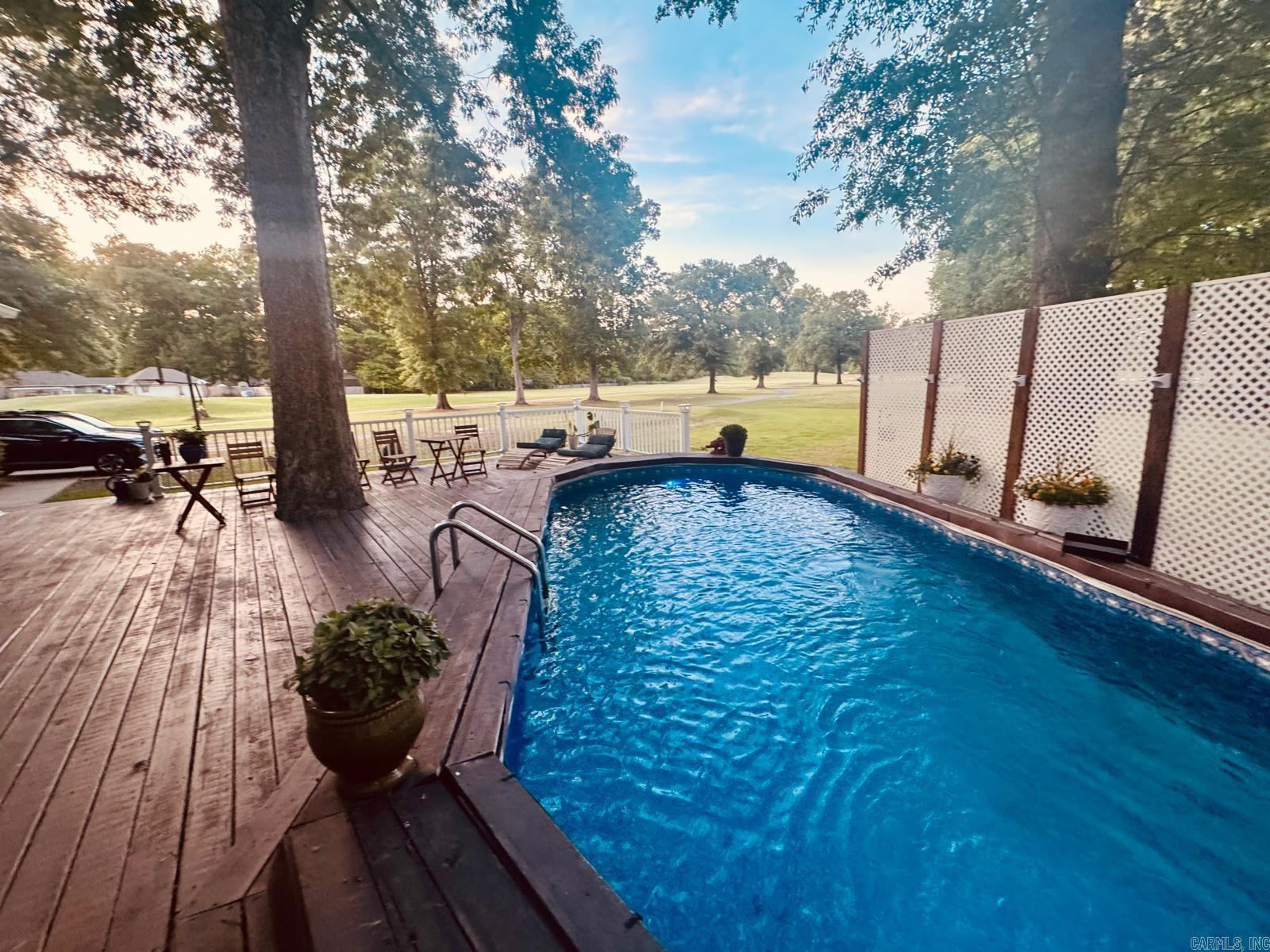 FOXWOOD J - Residential