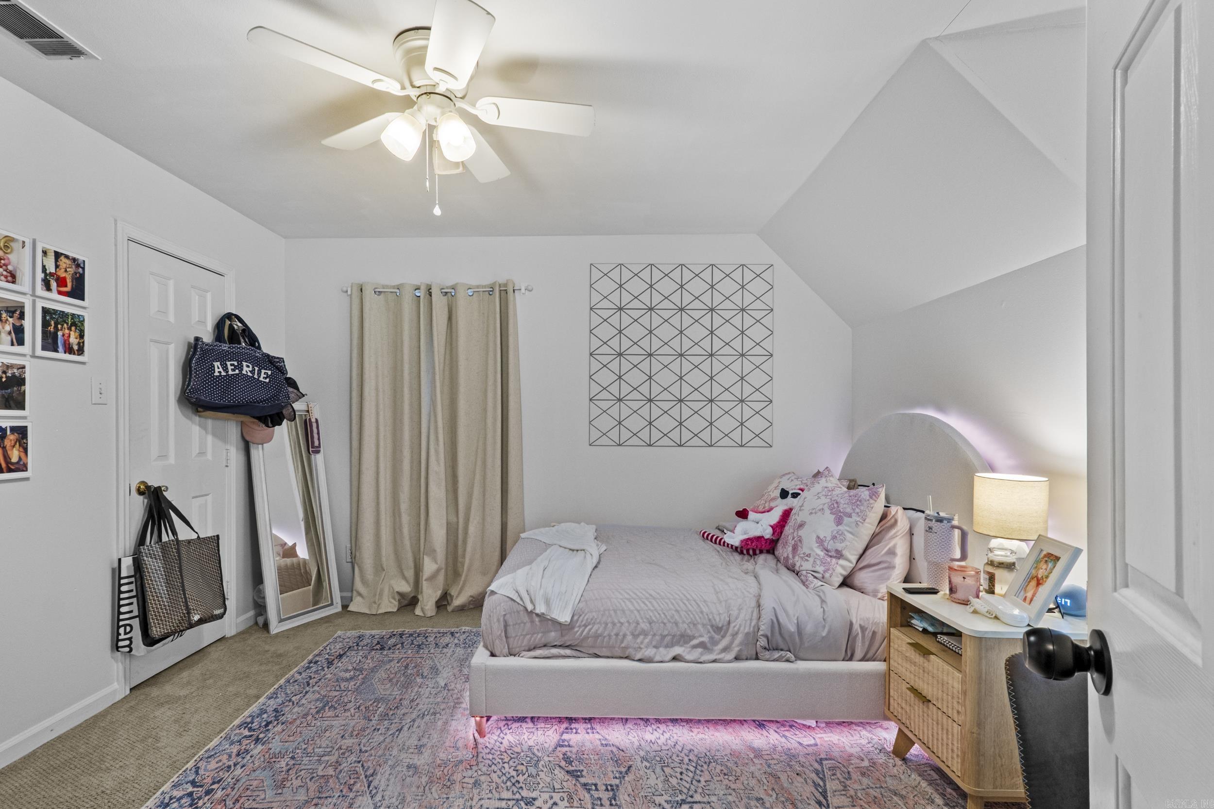 FOXWOOD J - Residential