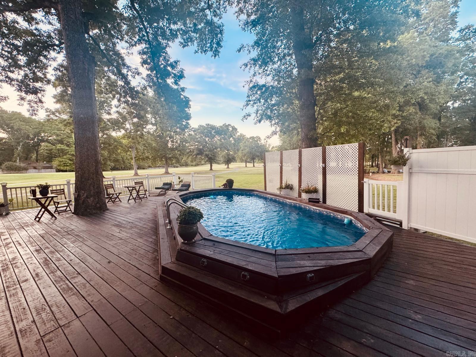 FOXWOOD J - Residential