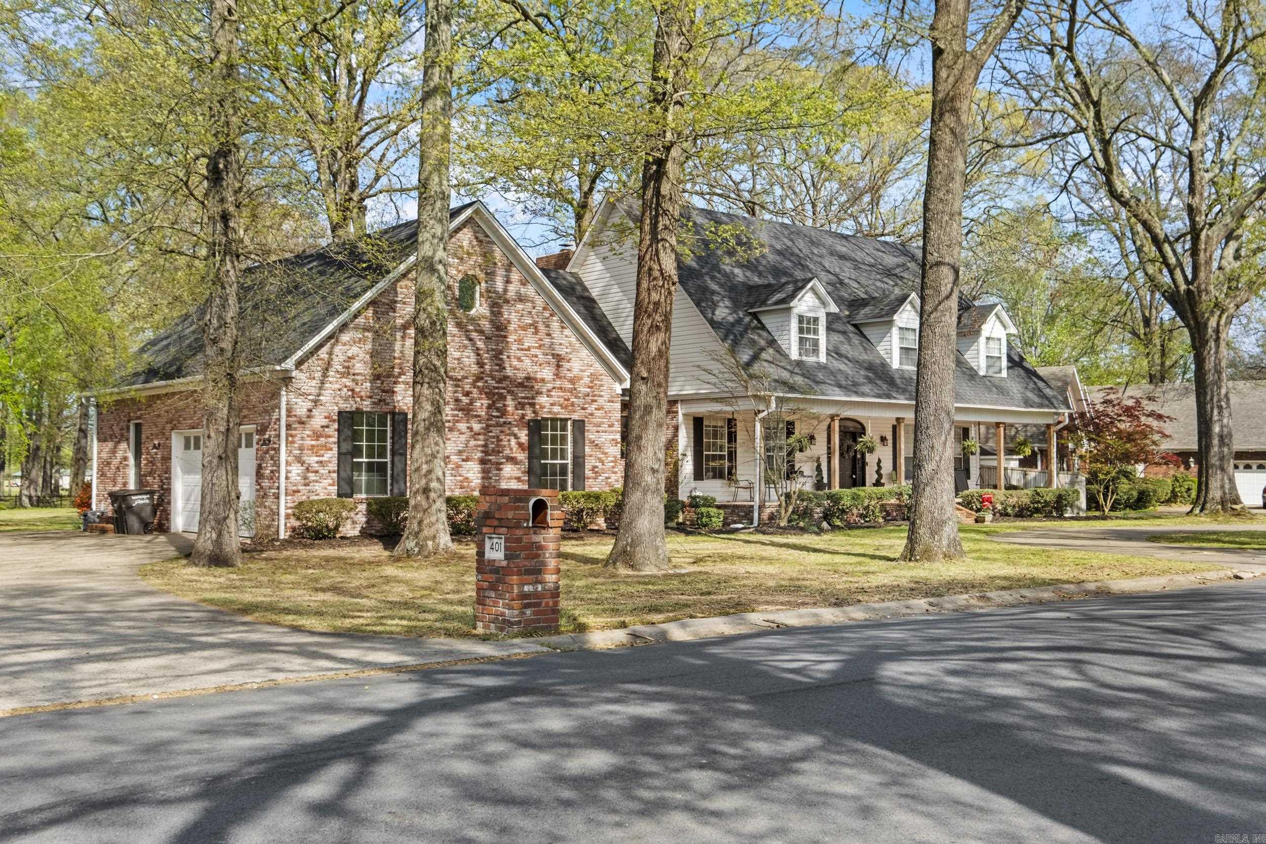 FOXWOOD J - Residential