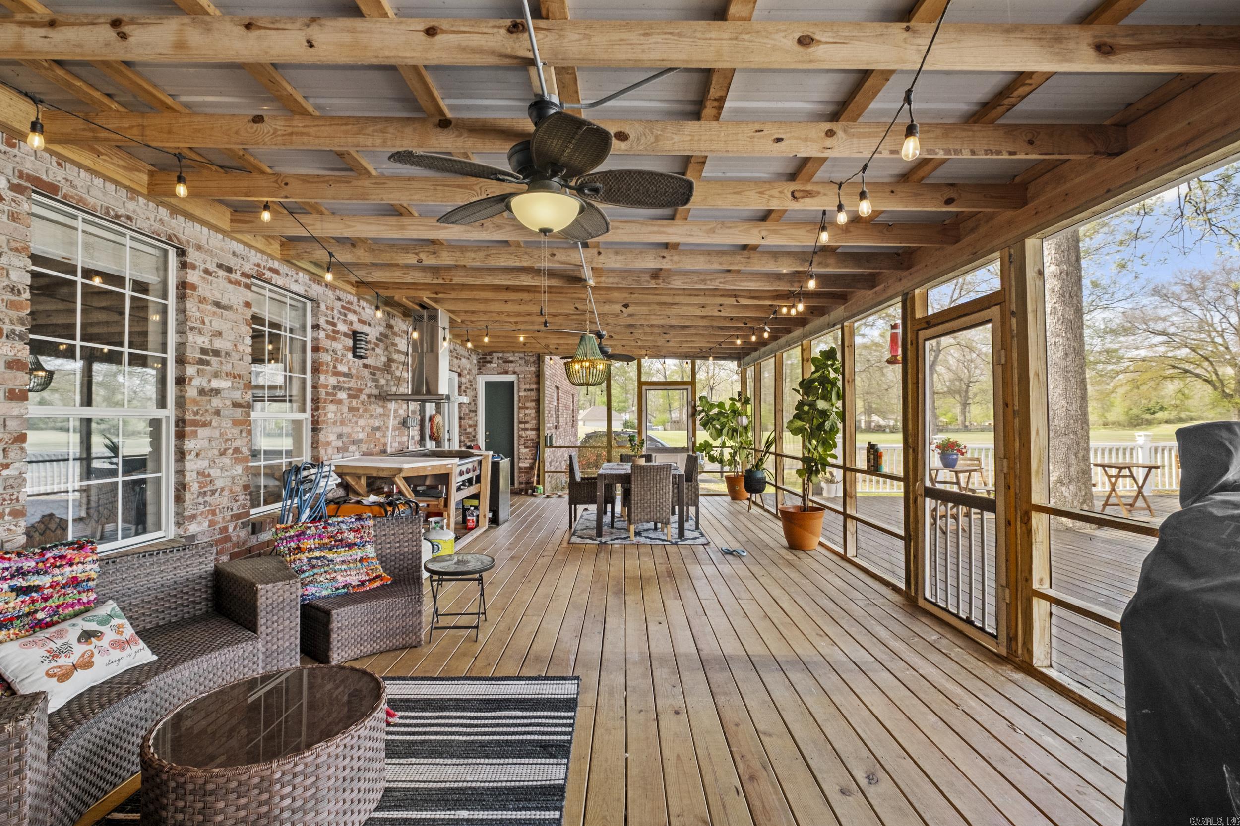 FOXWOOD J - Residential