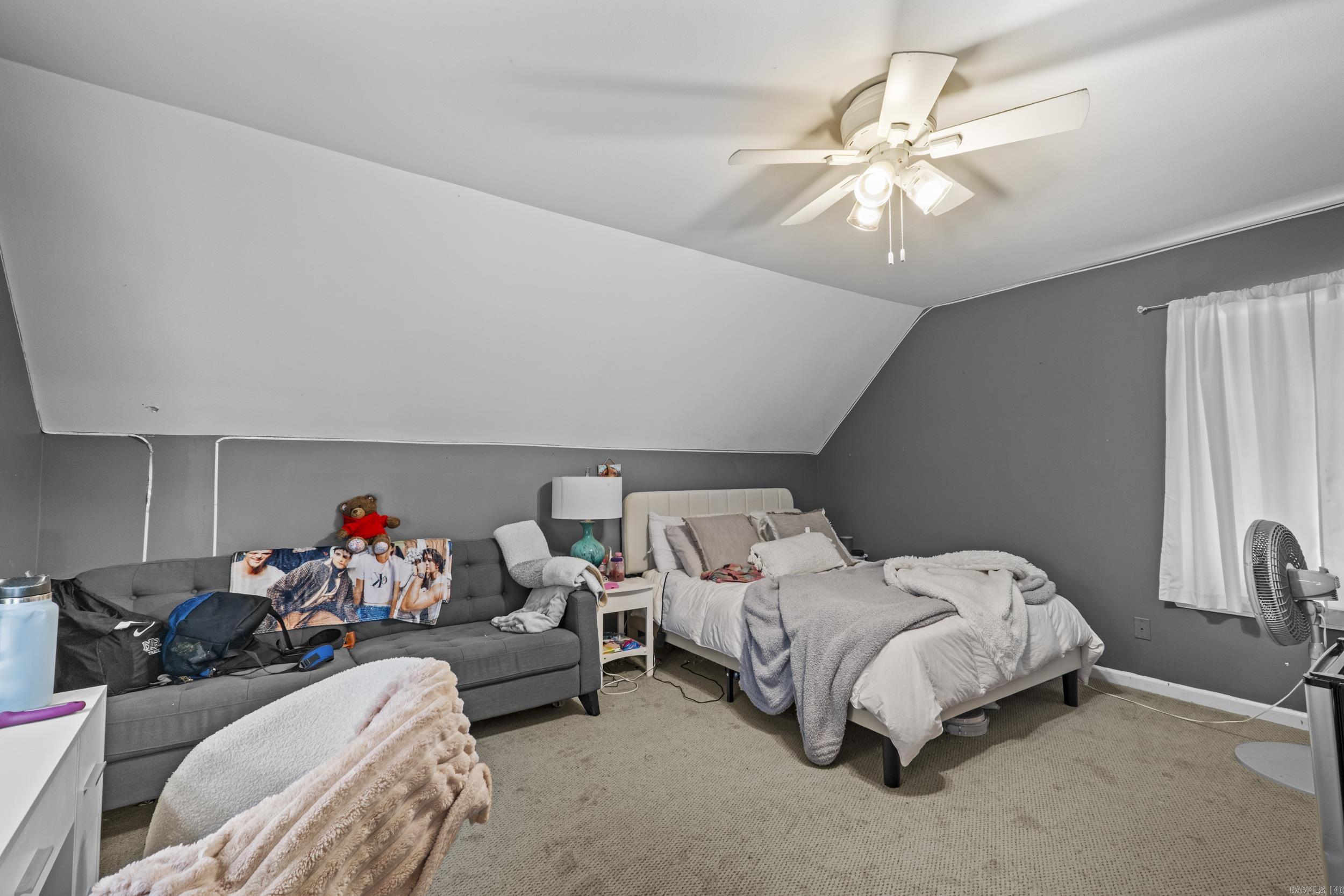 FOXWOOD J - Residential