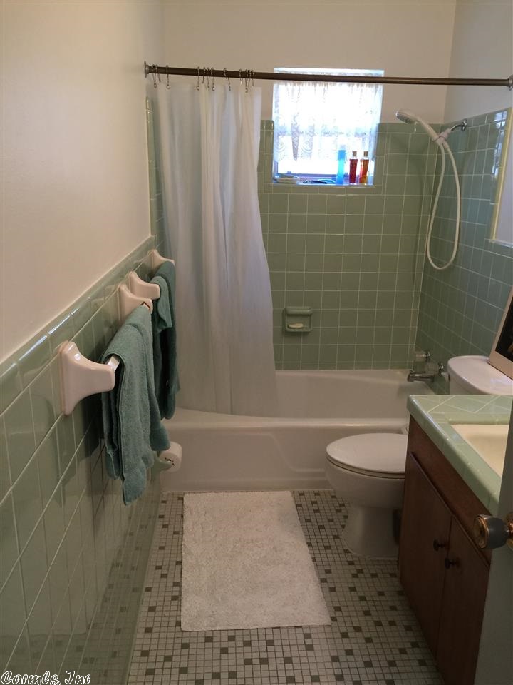 INDIAN HILLS - Residential