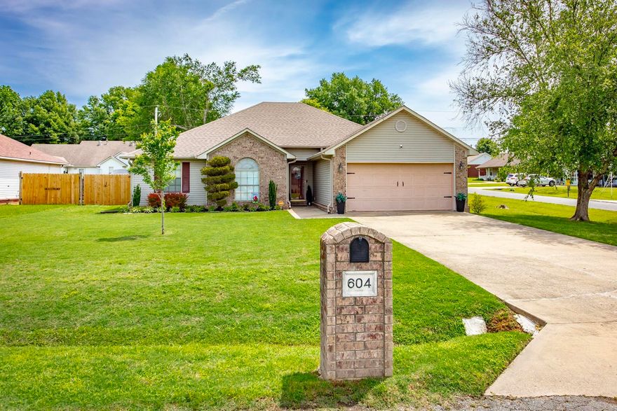 Welcome home to this stunning 3-bedroom, 2-bath beauty in Beebe offering 1,755 sq ft of comfortable living space! The open floor plan creates a seamless flow, perfect for entertaining or relaxing with family.  The kitchen is a dream with tons of cabinet space, and the large dining area is ideal for hosting gatherings. The oversized primary suite features TWO walk-in closets and a spa-like bathroom with a jetted tub and separate shower.  You’ll love the elegant crown molding, plus major updates already done for you—new AC (2020), new roof (2022), new gutters (2025) and a brand-new fence (2025).  Bonus: Furniture is negotiable with an accepted offer!  Located near great schools and just minutes from shopping and dining—this home truly checks all the boxes. Roof-2022,HVAC-2020, New Gutters-2025,New Fence -2025