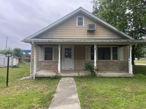 Photo of 511 W 1st Street St, Dierks, AR 71833 (MLS # 26020043)