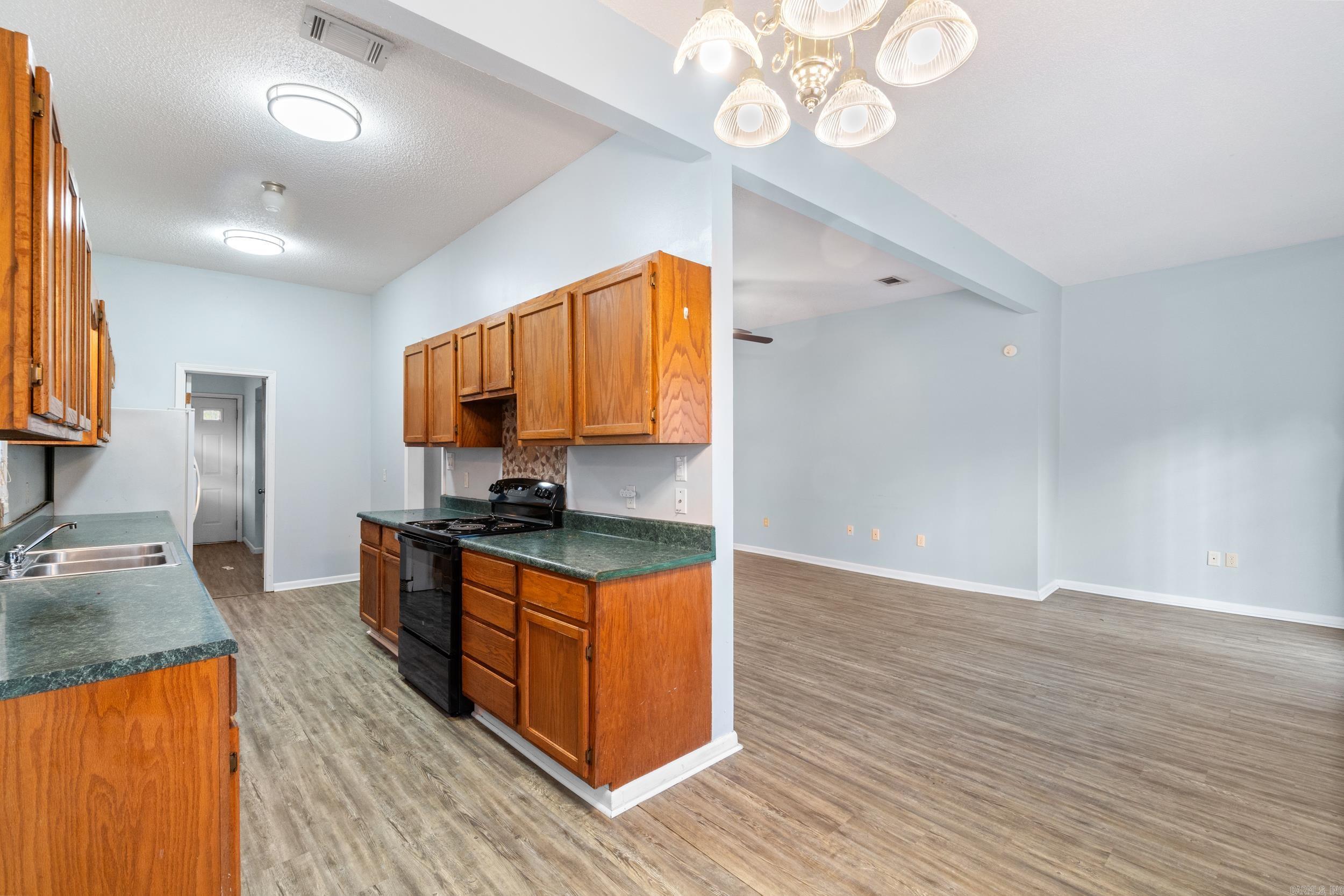 JONES ADD (SEARCY) - Residential