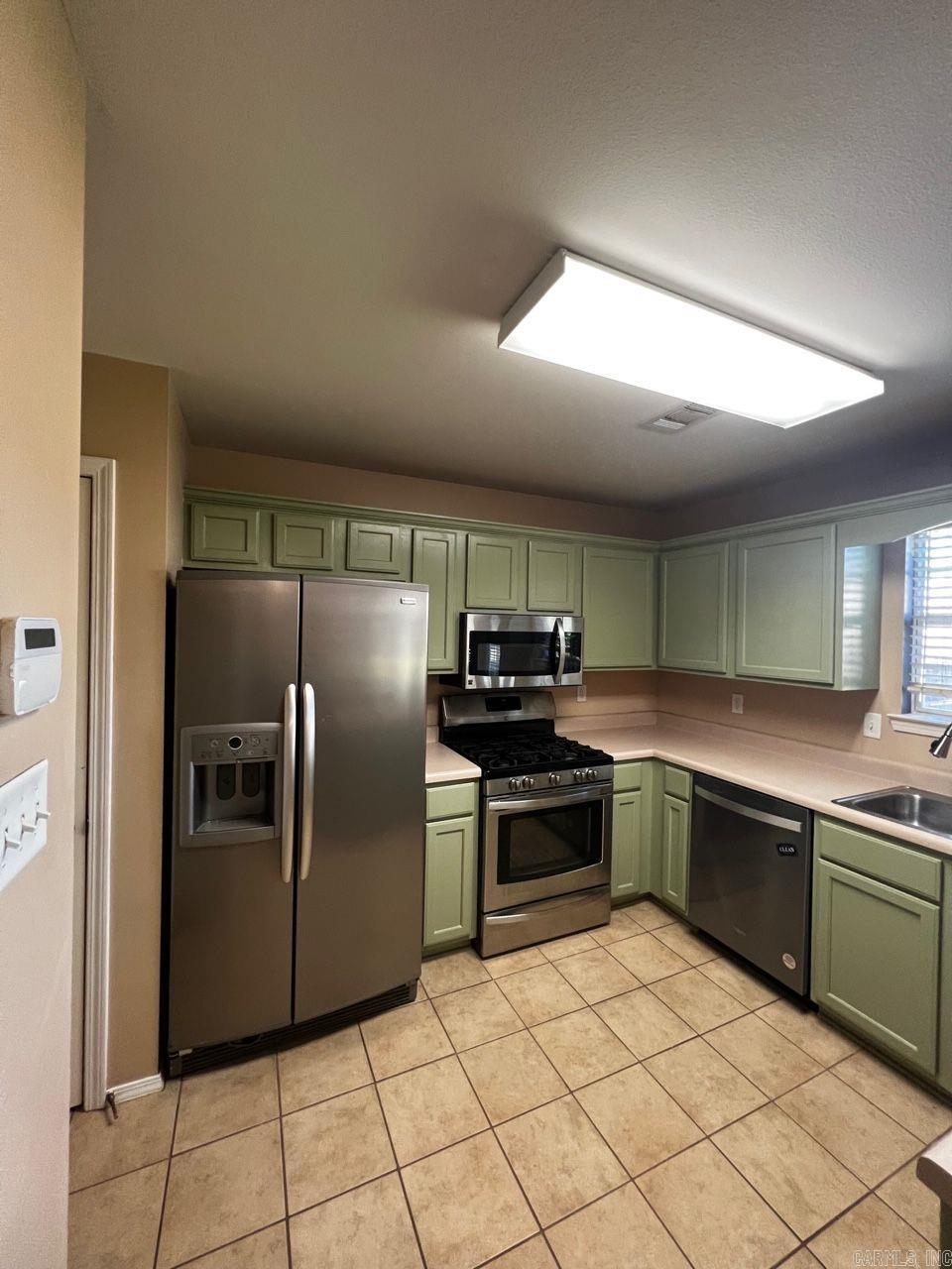 Auburn Hills - Residential Lease