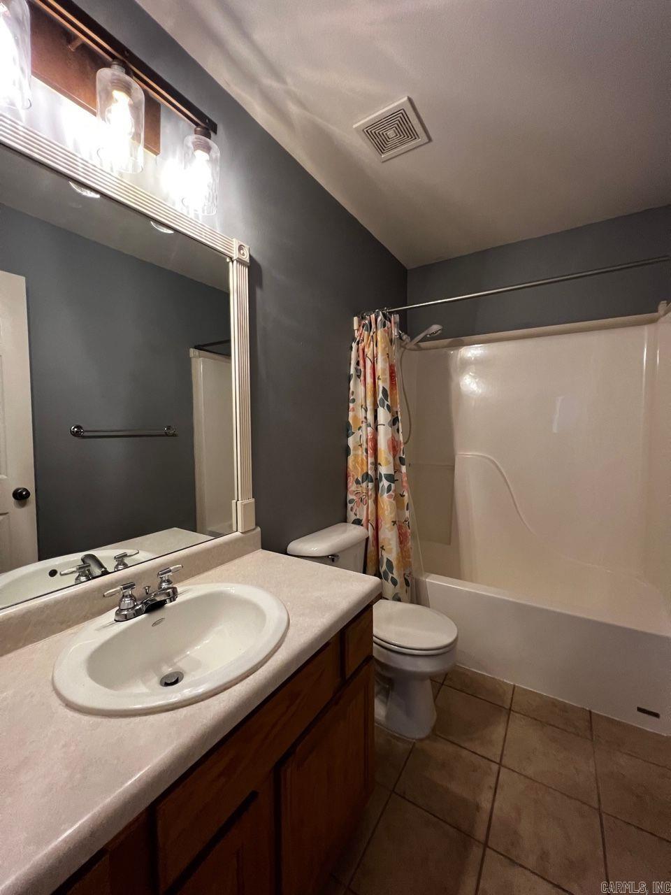 Auburn Hills - Residential Lease