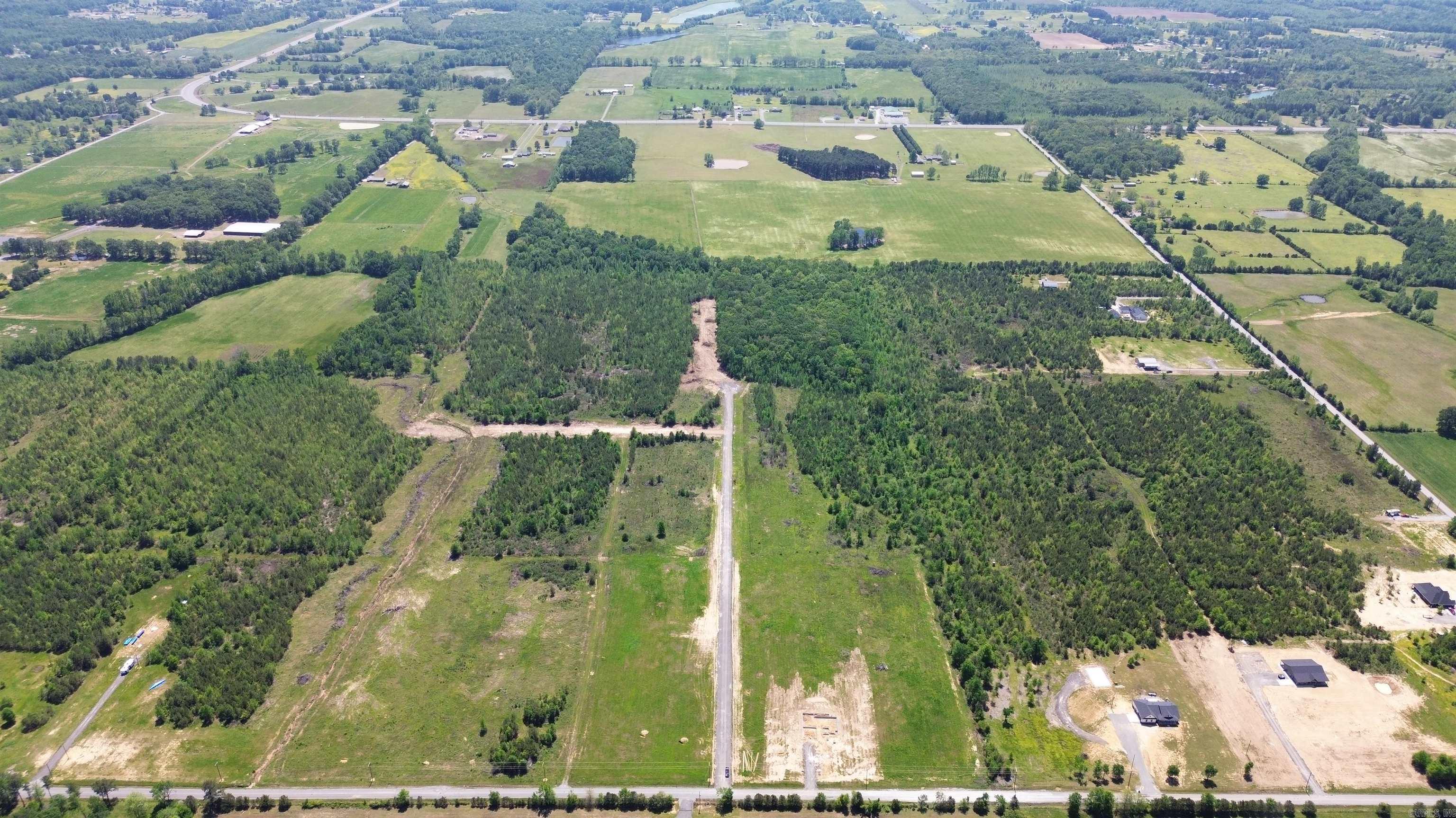 Metes & Bounds - Land