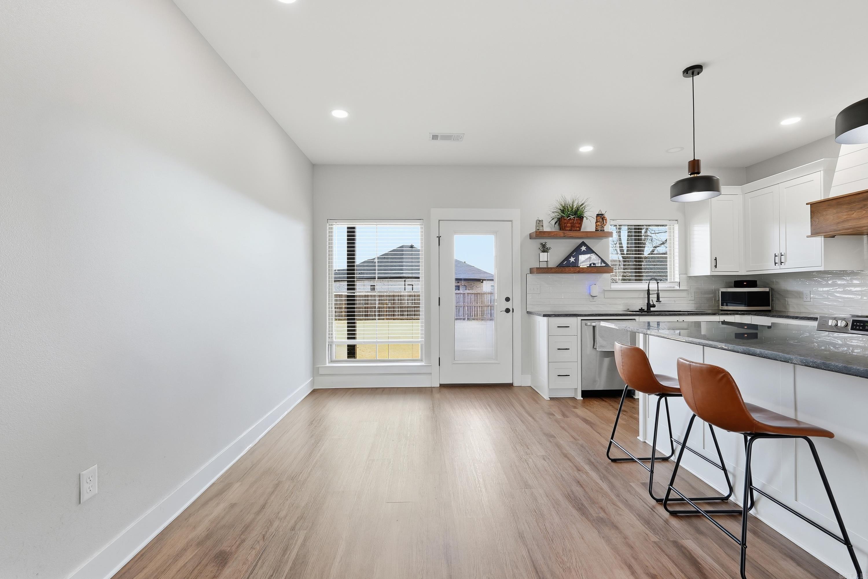 Easrt Meadow - Residential