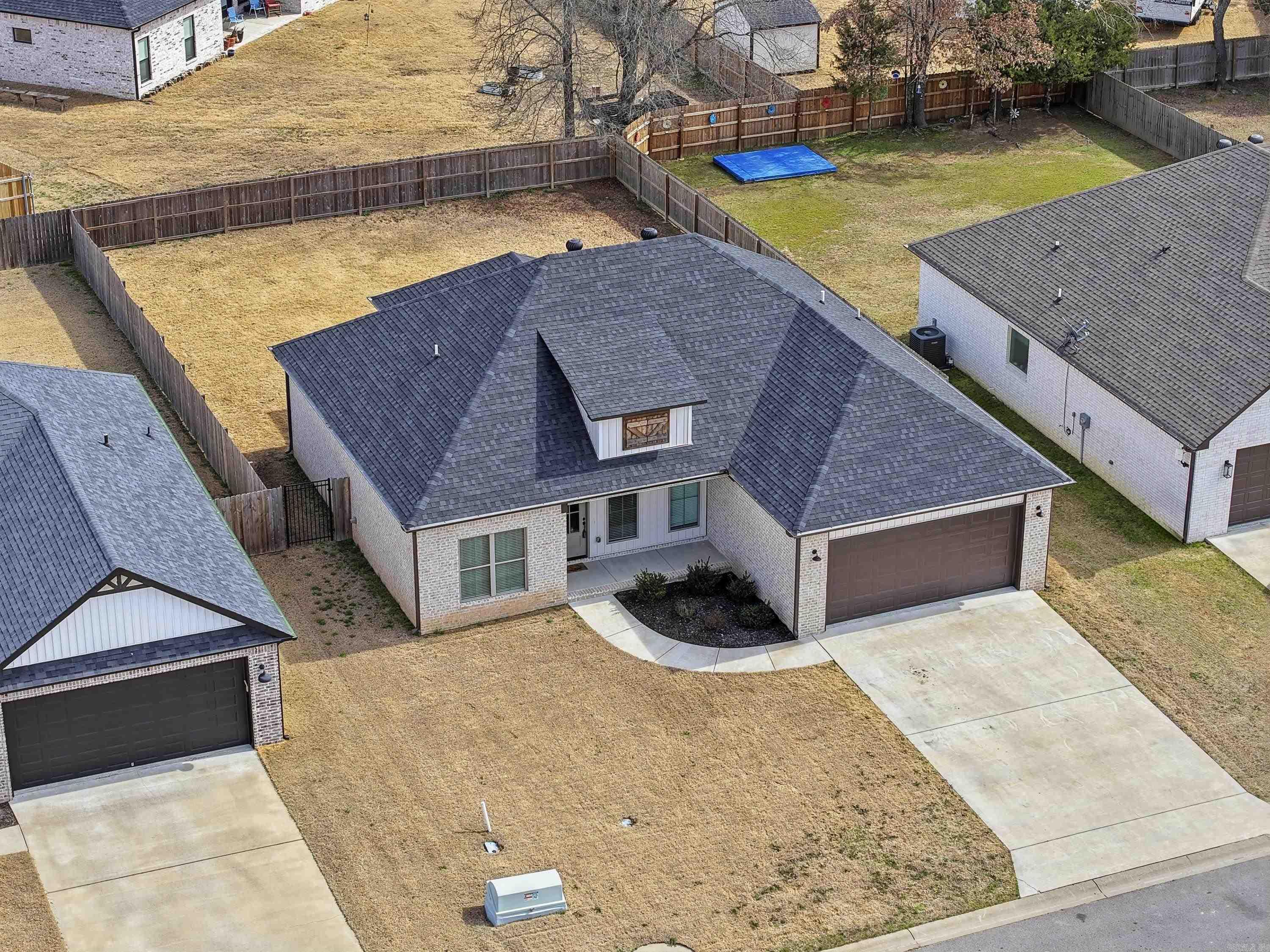 Easrt Meadow - Residential