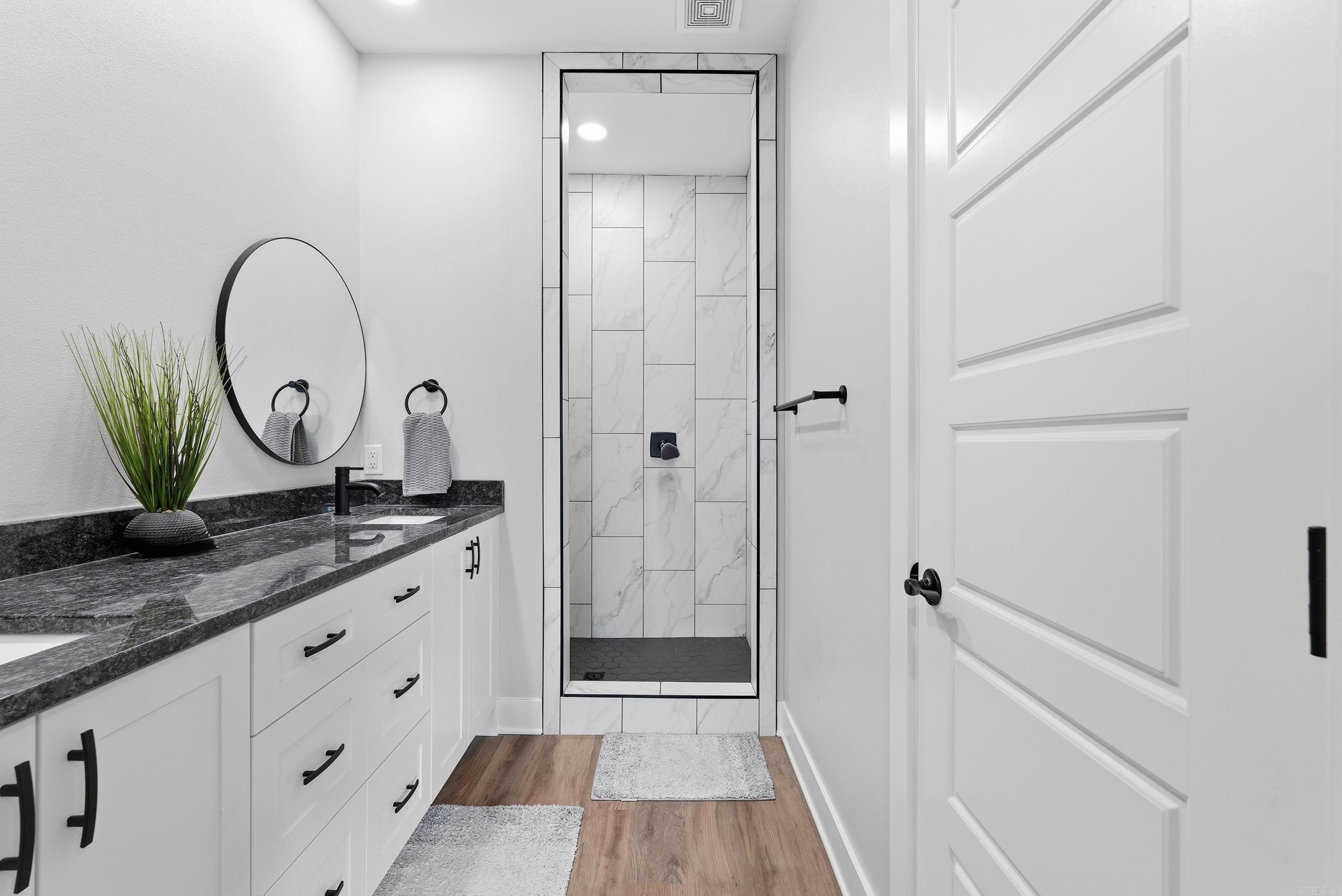 Easrt Meadow - Residential