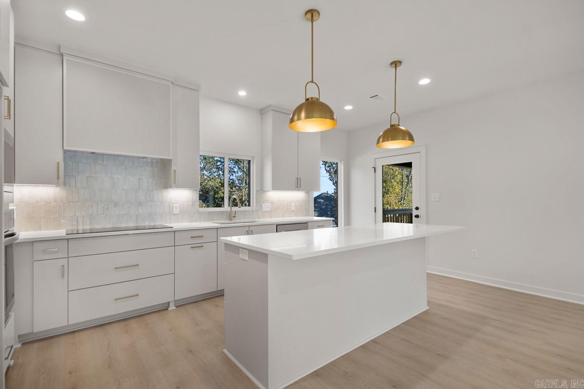 HIDDEN CREEK ADDN - Residential