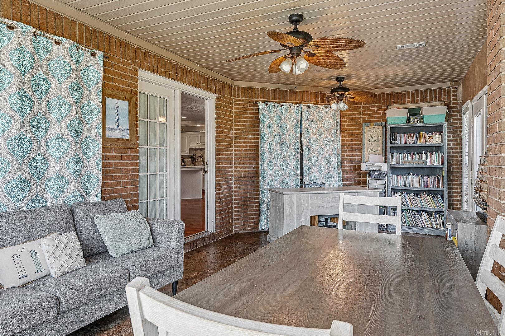 BIRCHWOOD - Residential