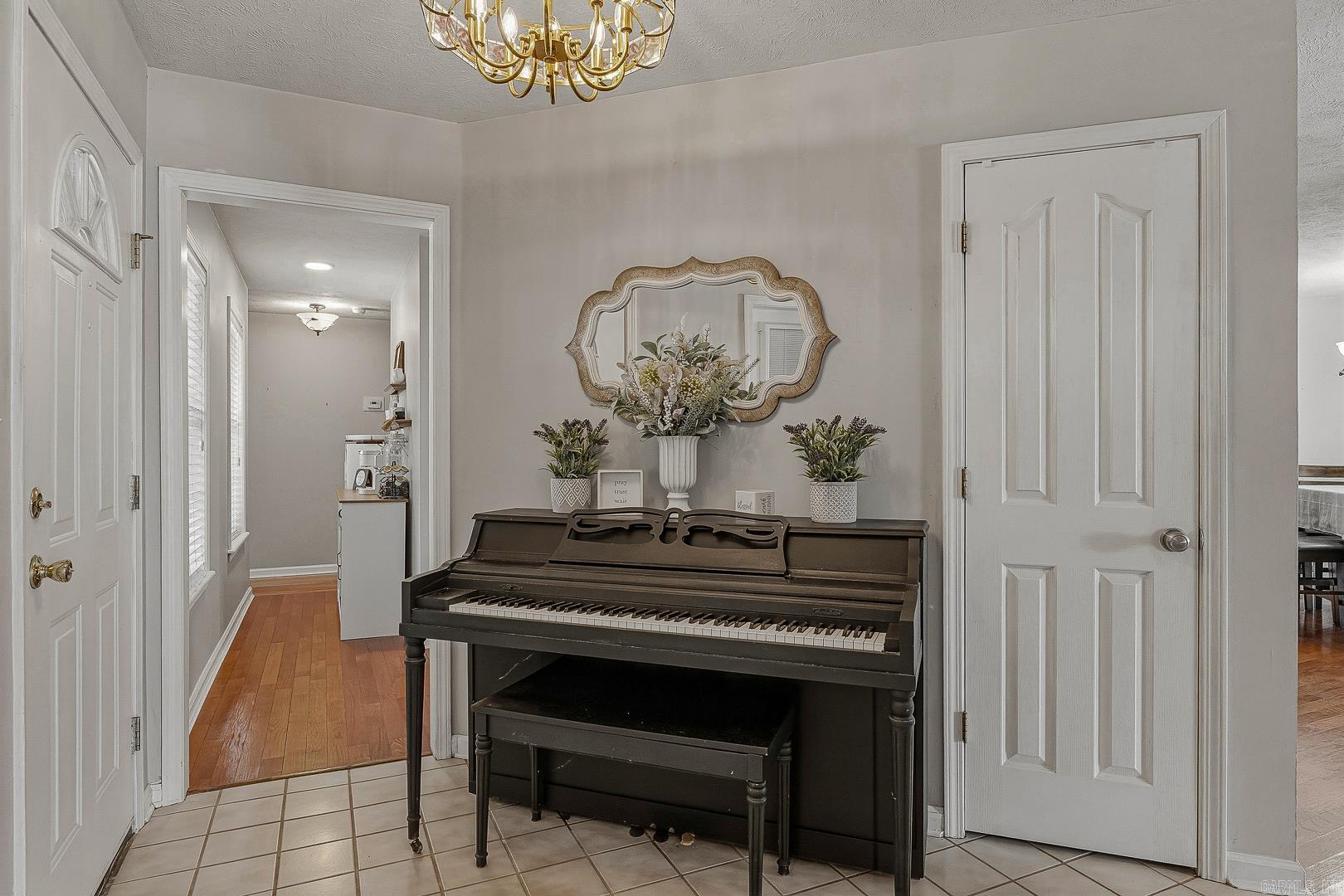 BIRCHWOOD - Residential