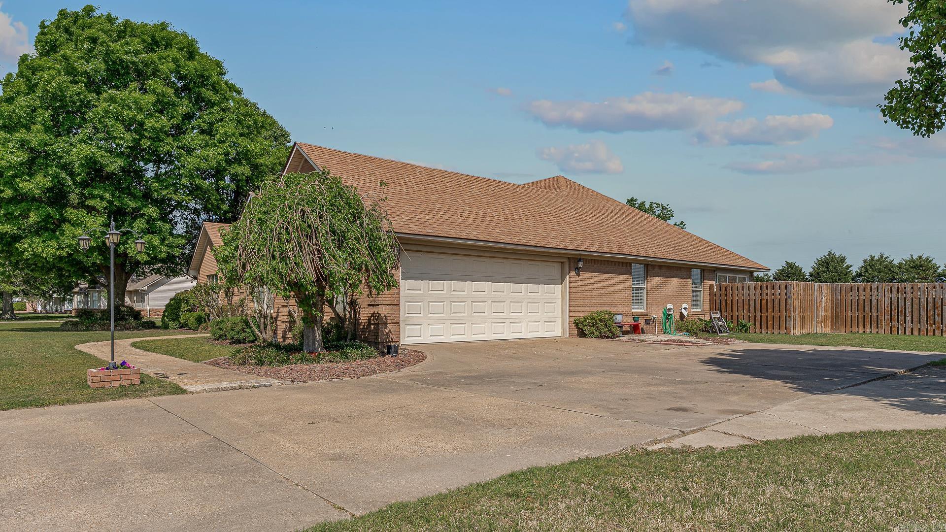 BIRCHWOOD - Residential