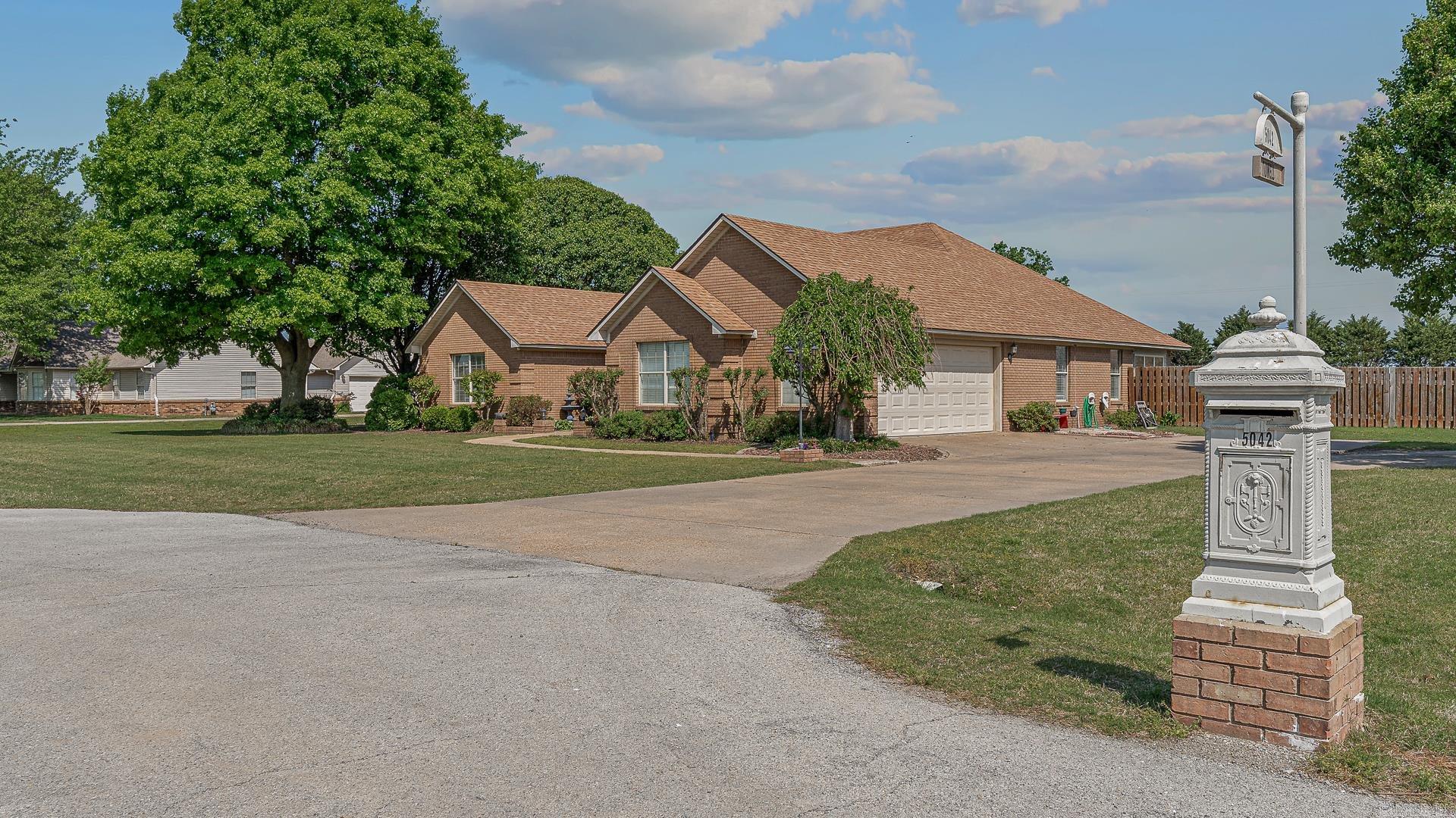 BIRCHWOOD - Residential