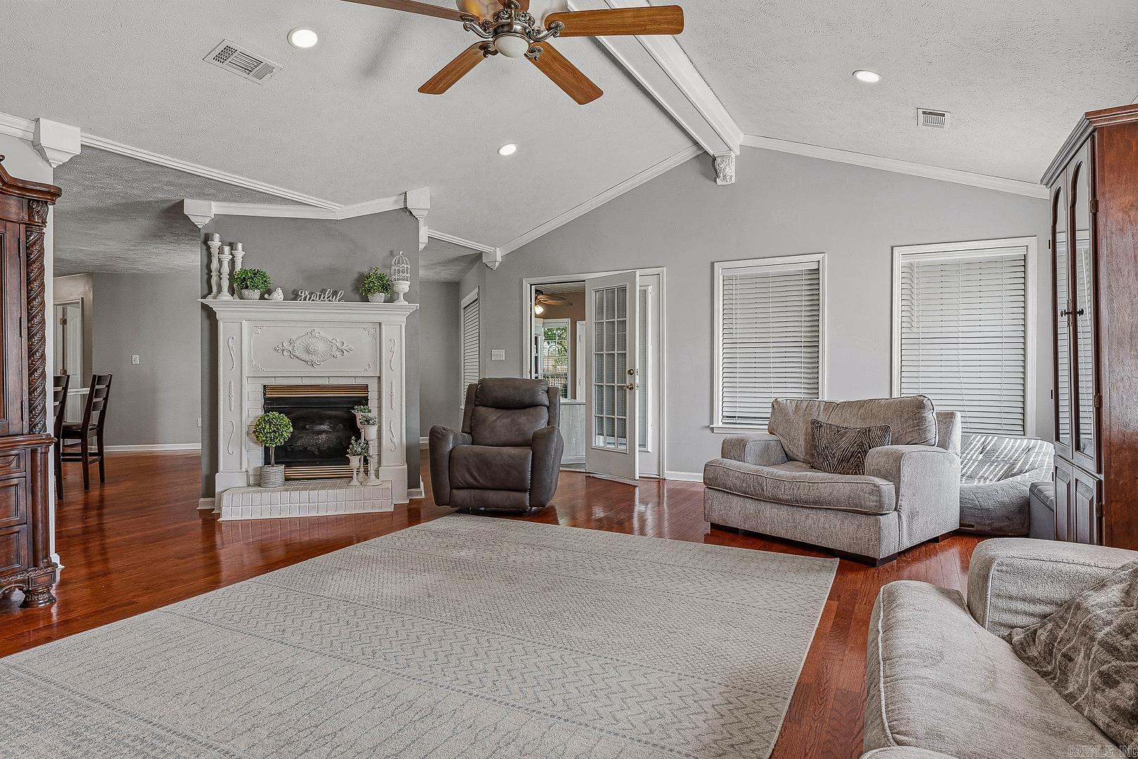 BIRCHWOOD - Residential