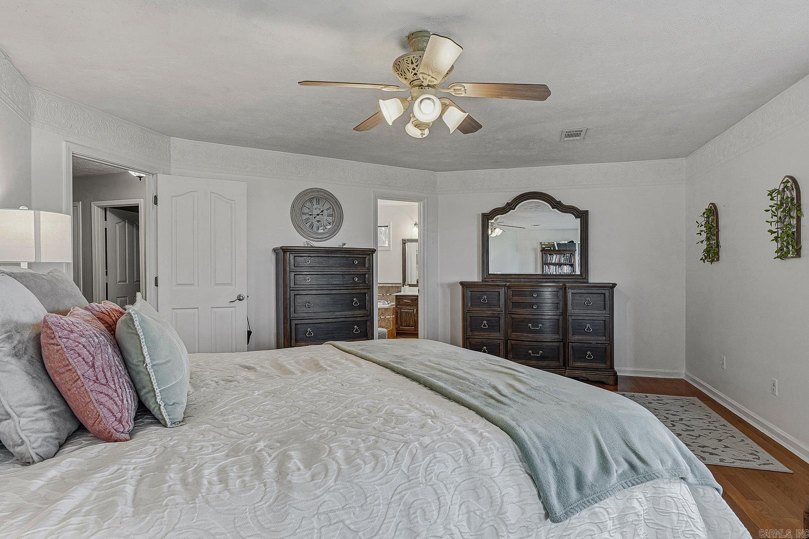 BIRCHWOOD - Residential