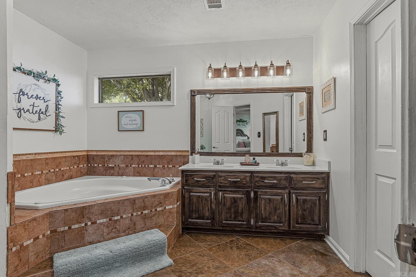 BIRCHWOOD - Residential