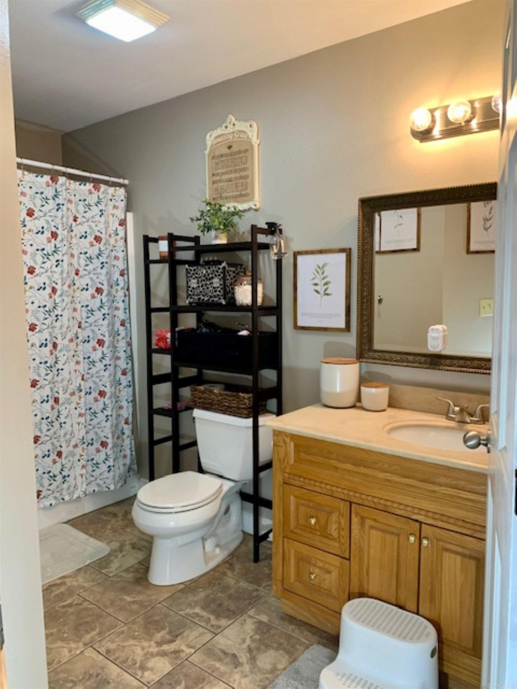 WHITEWATER - Residential