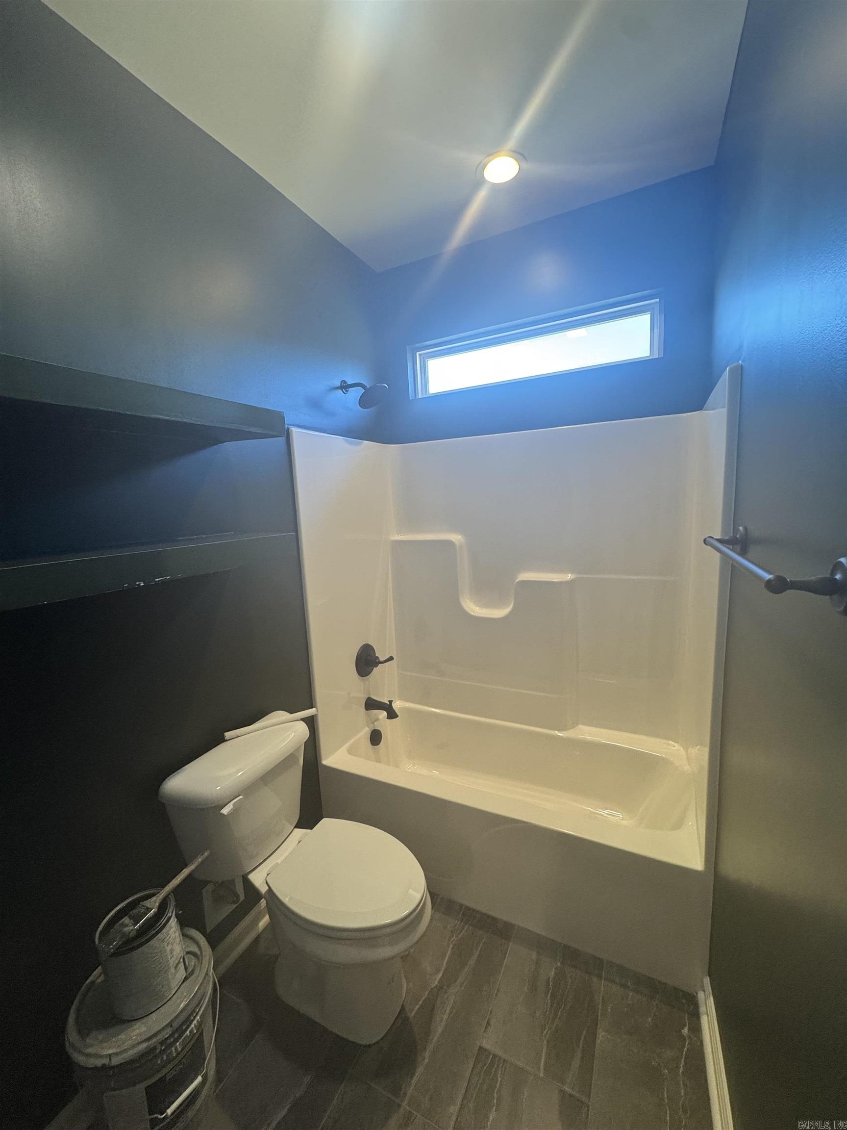 MIDTOWN BRYANT - Residential