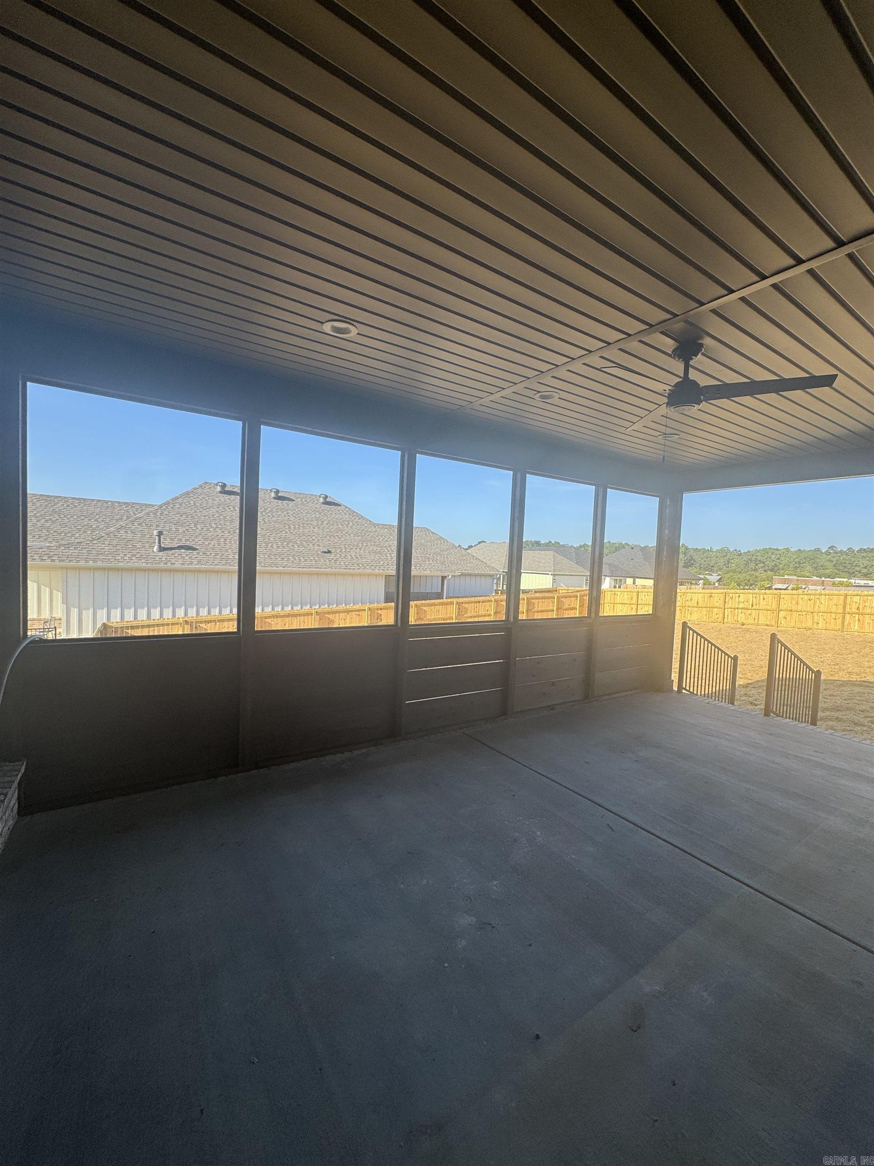 MIDTOWN BRYANT - Residential