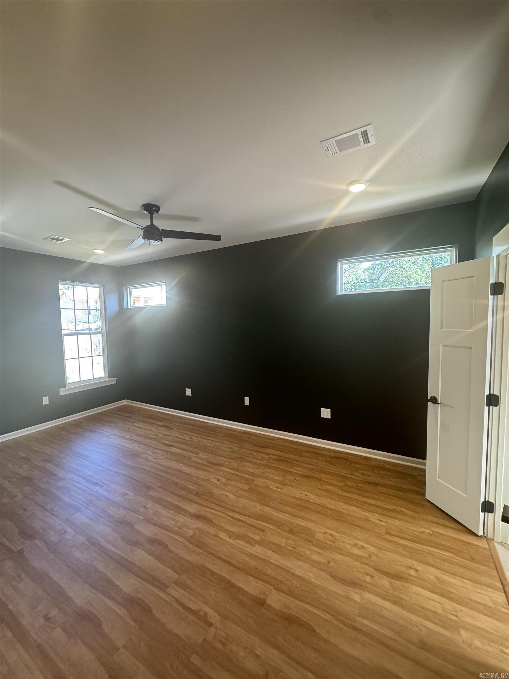 MIDTOWN BRYANT - Residential