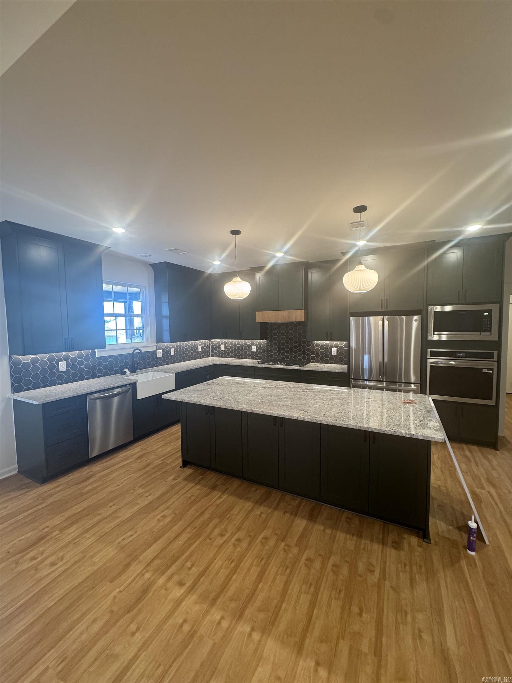 MIDTOWN BRYANT - Residential