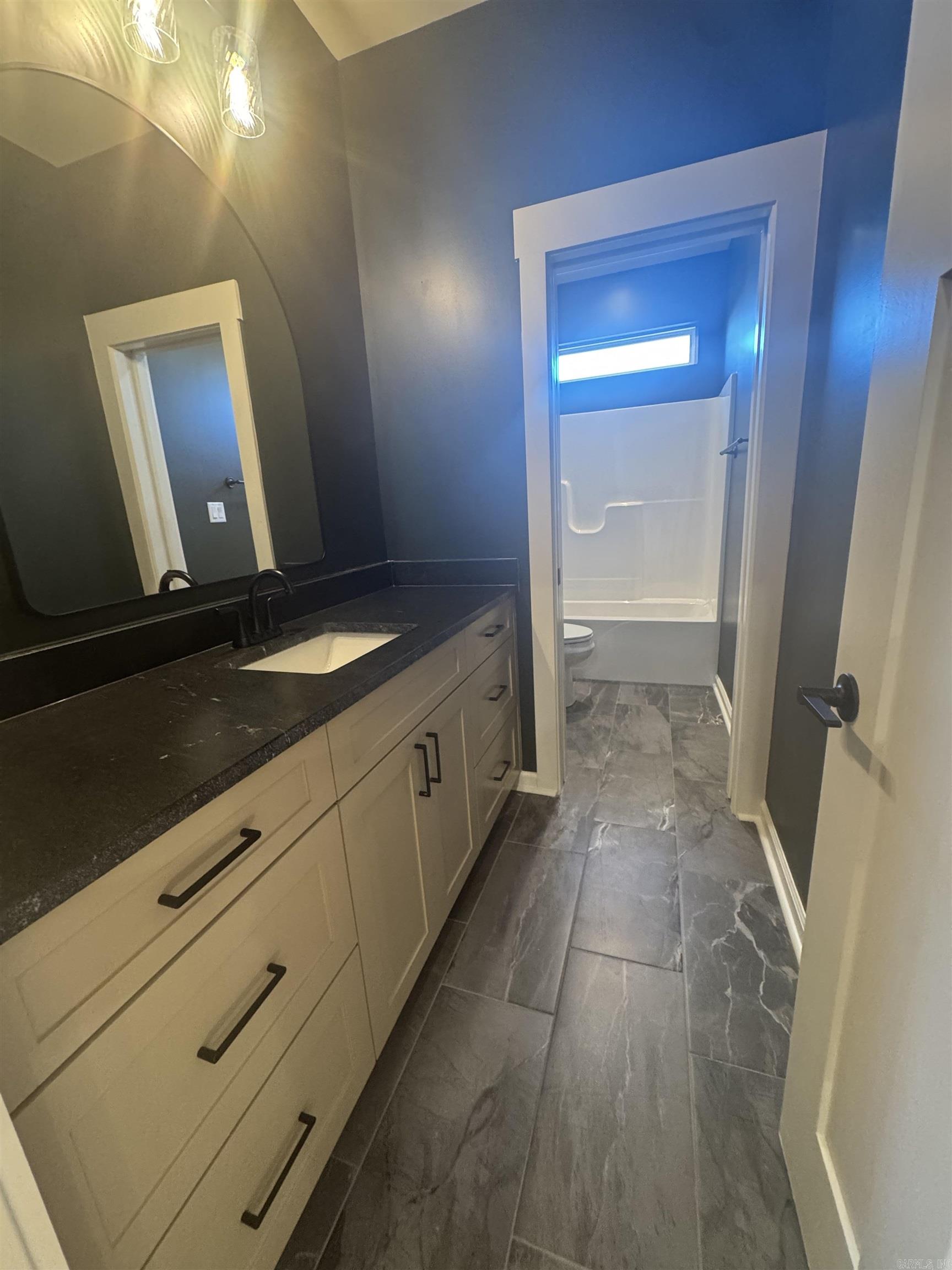 MIDTOWN BRYANT - Residential