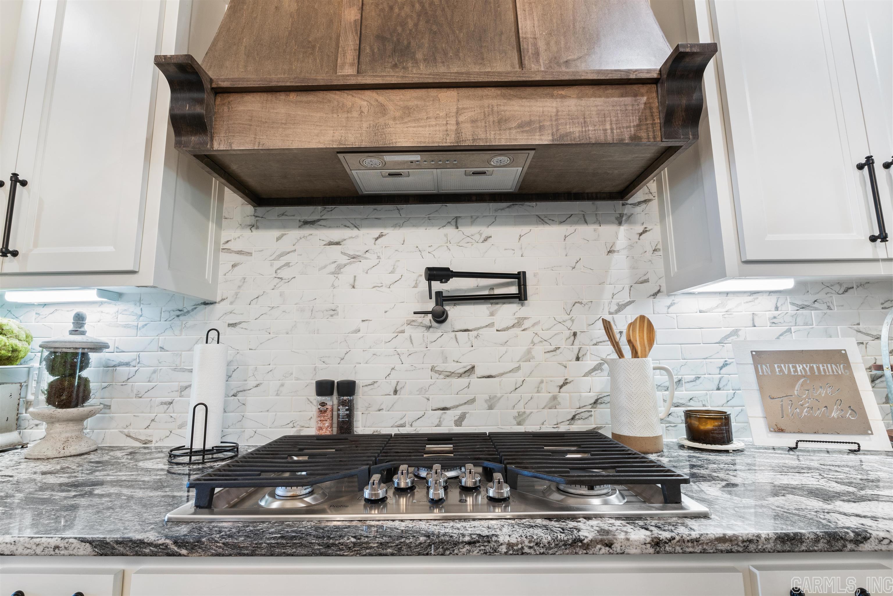 WEATHERSTONE - Residential