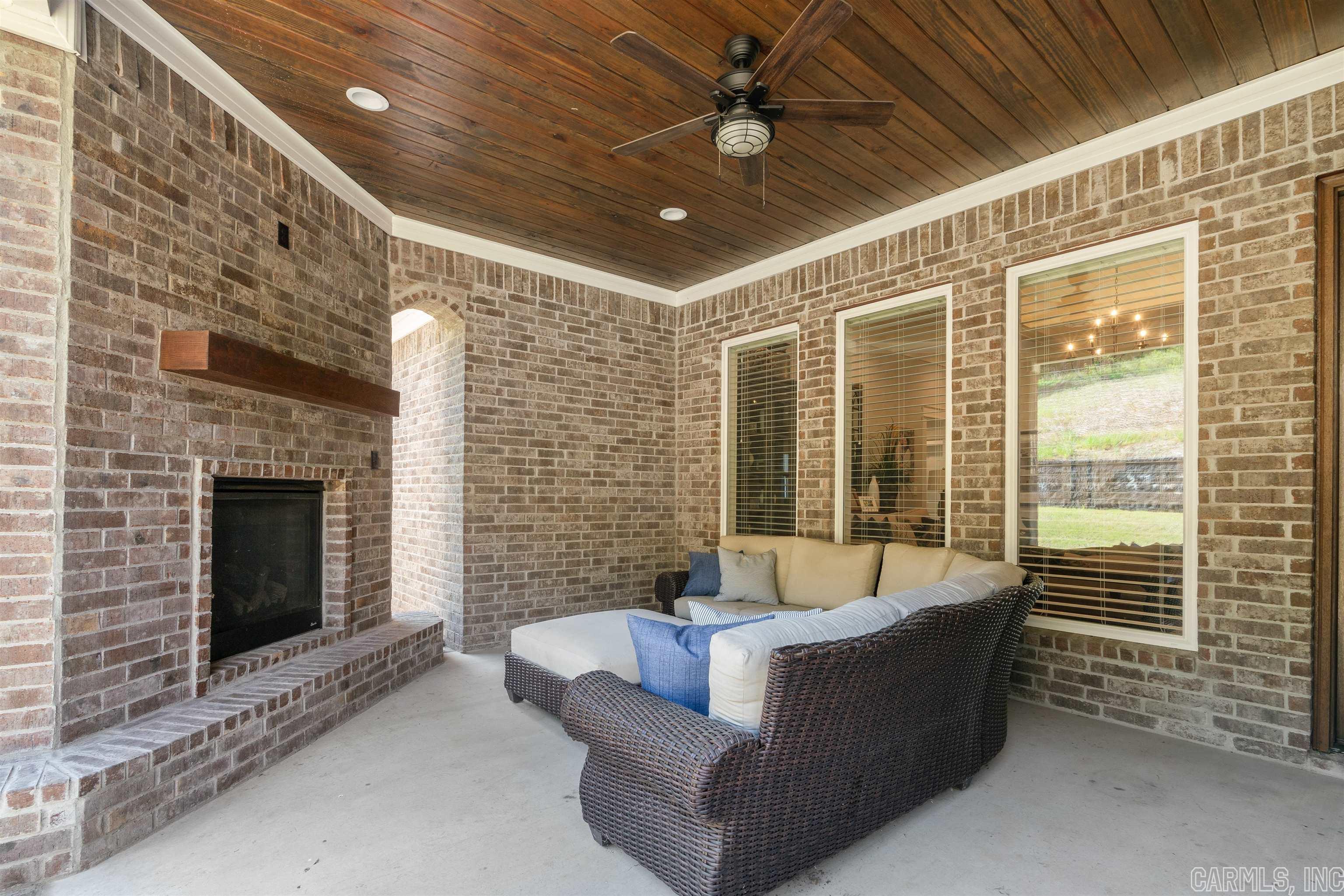 WEATHERSTONE - Residential
