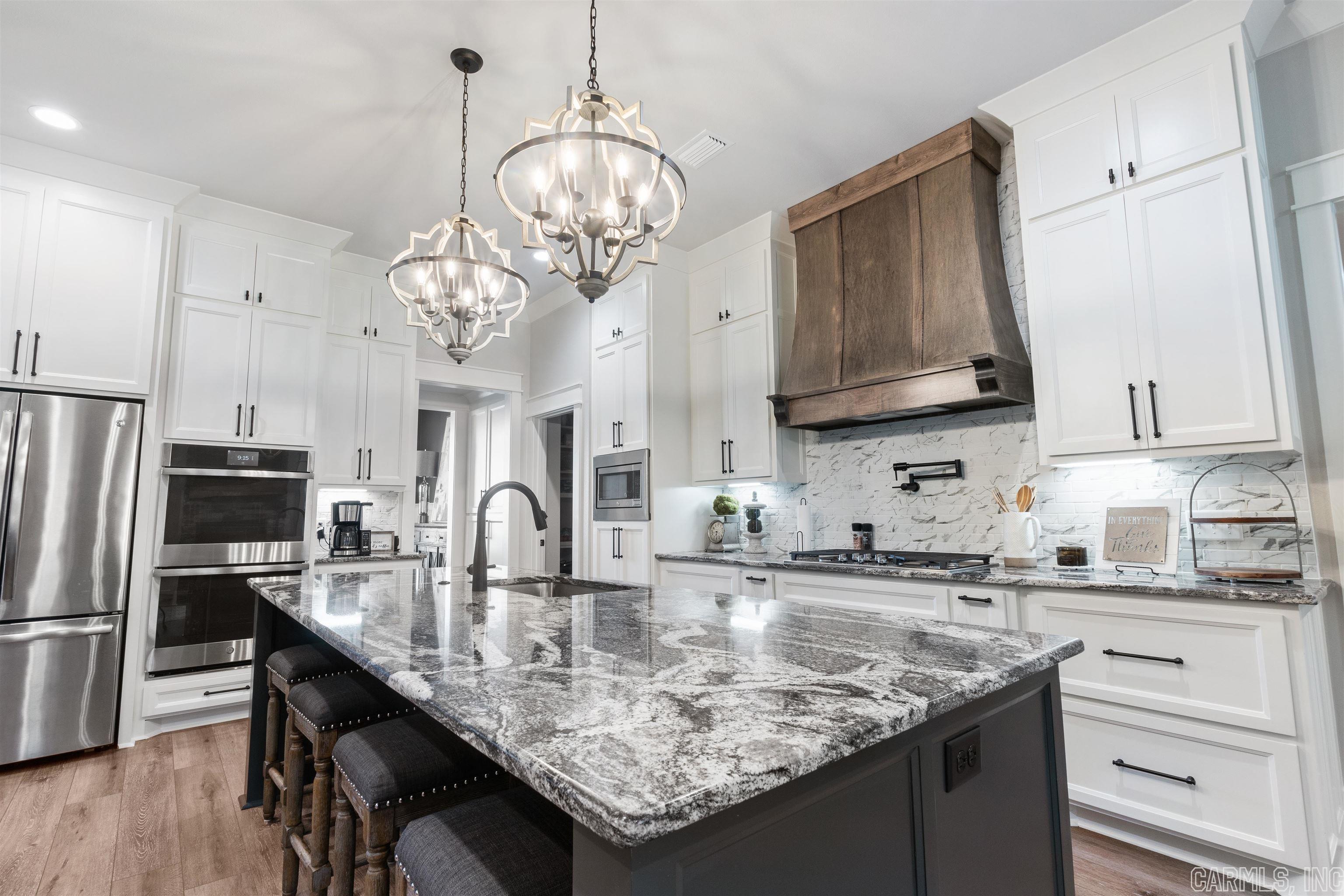 WEATHERSTONE - Residential