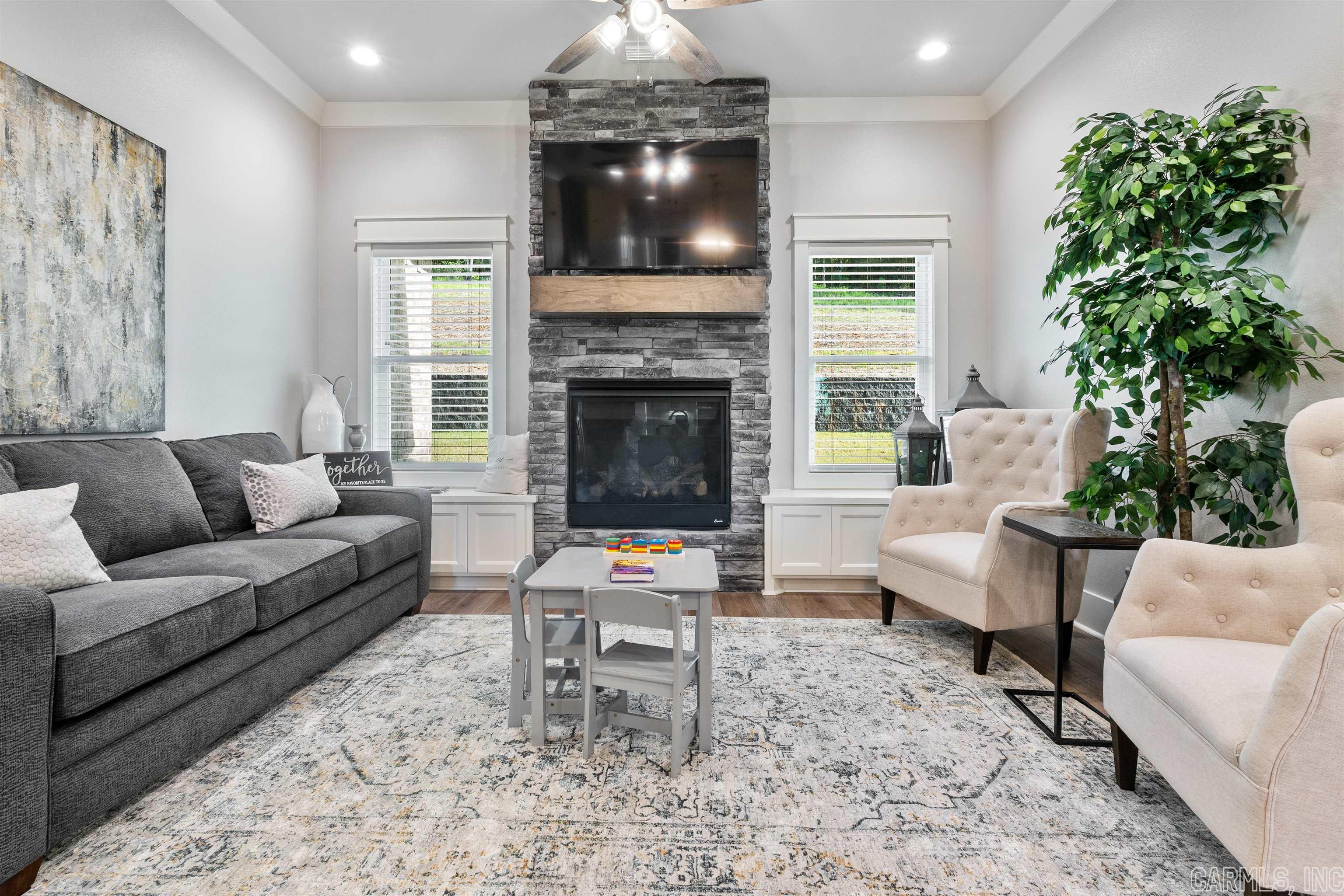 WEATHERSTONE - Residential