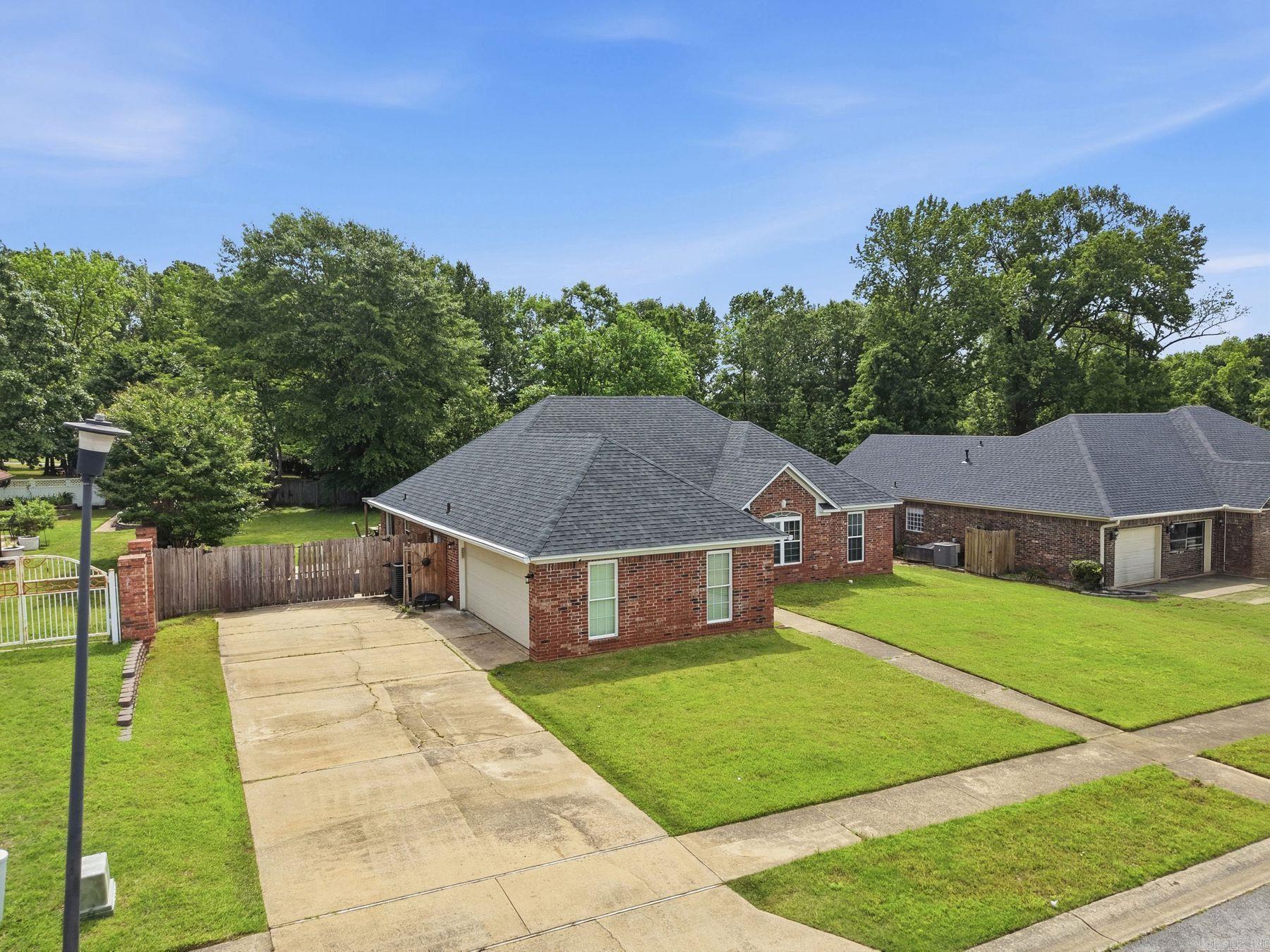 STONEYBROOK - Residential
