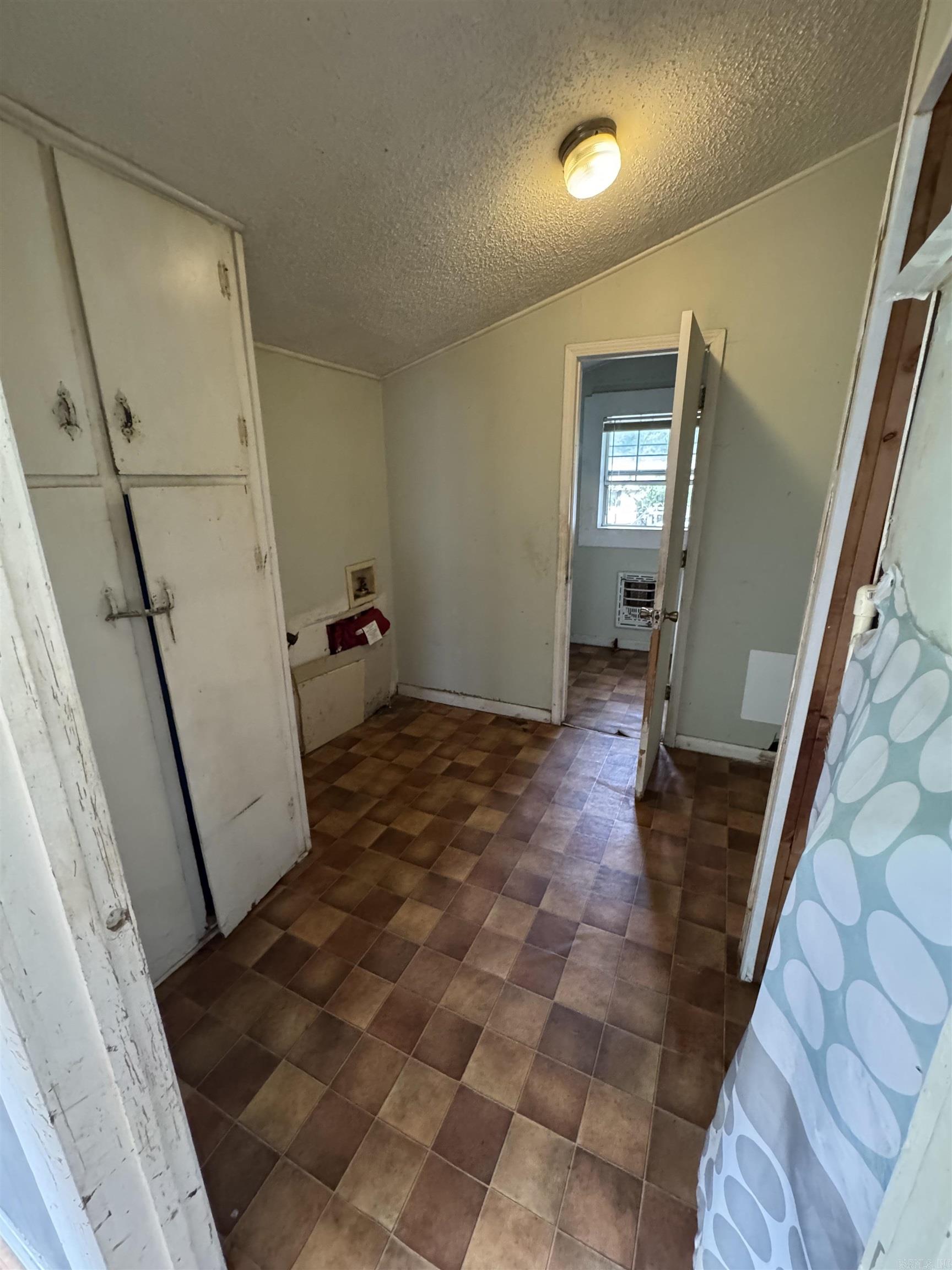 YARBROUGH - Residential