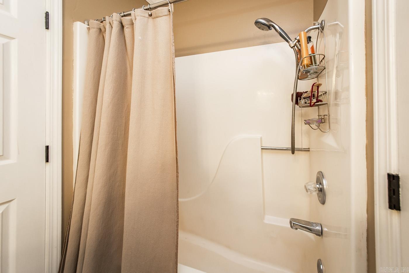 WOODWARD - Residential