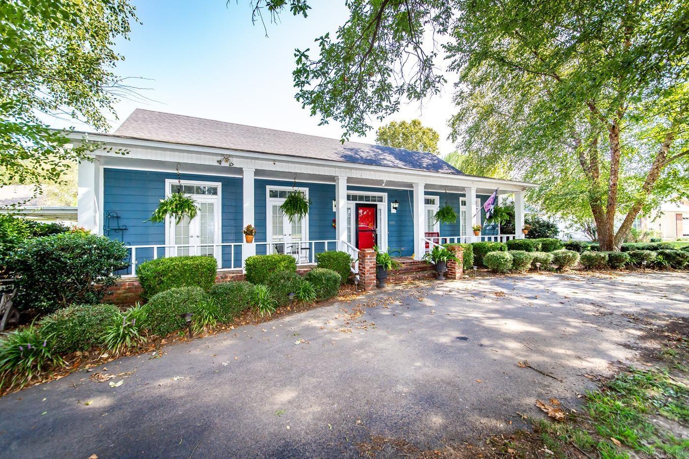 WOODWARD - Residential