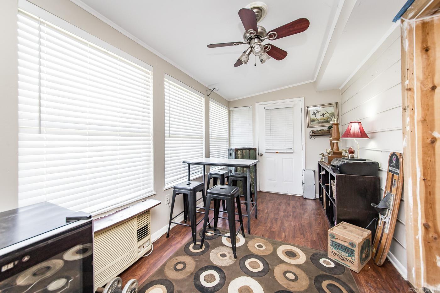 WOODWARD - Residential