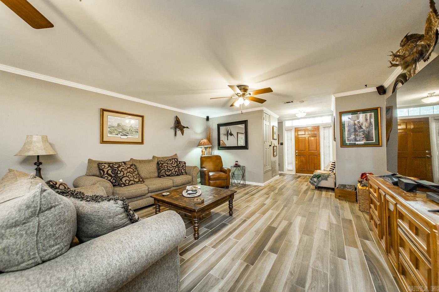 WOODWARD - Residential