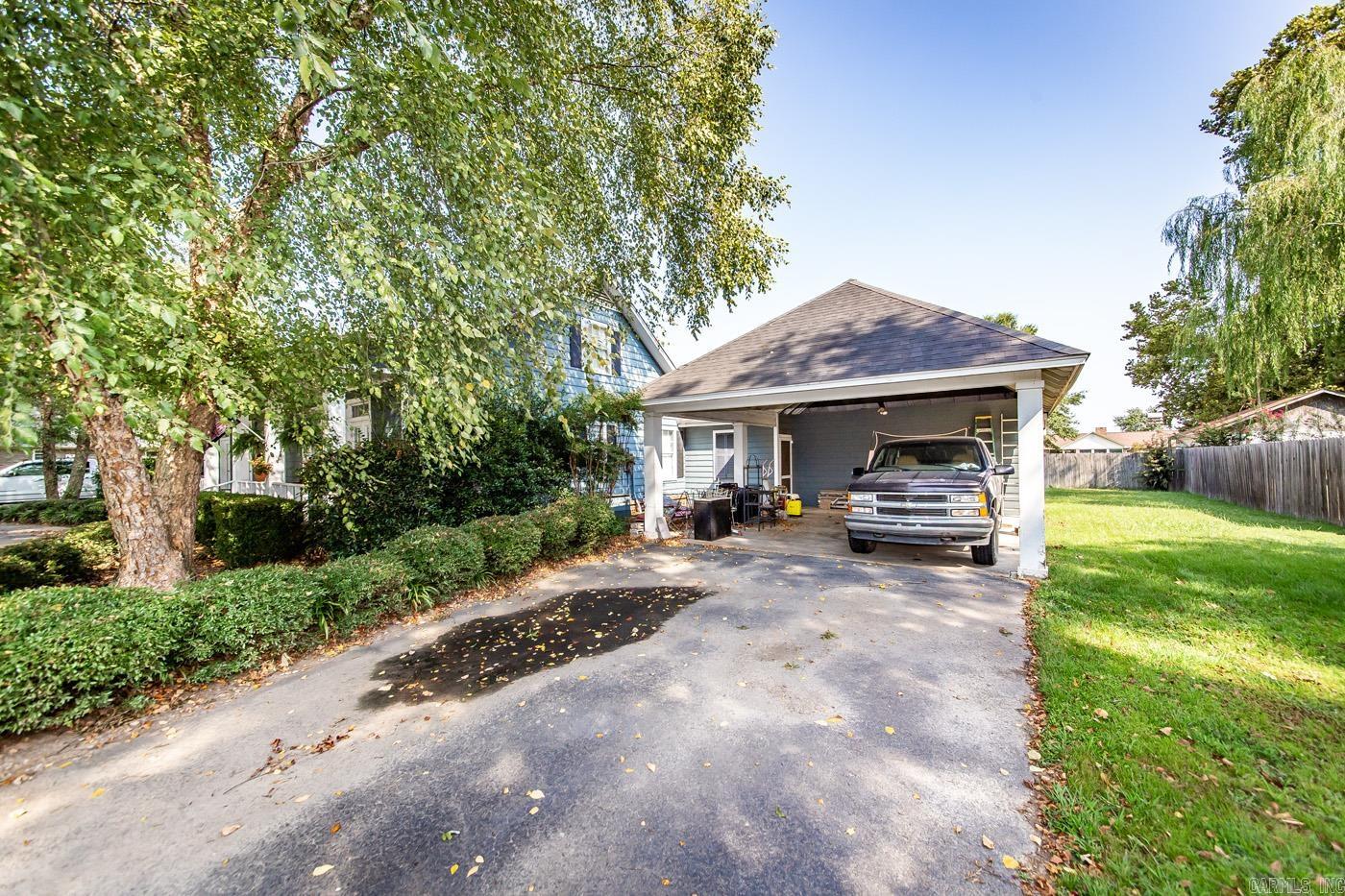 WOODWARD - Residential